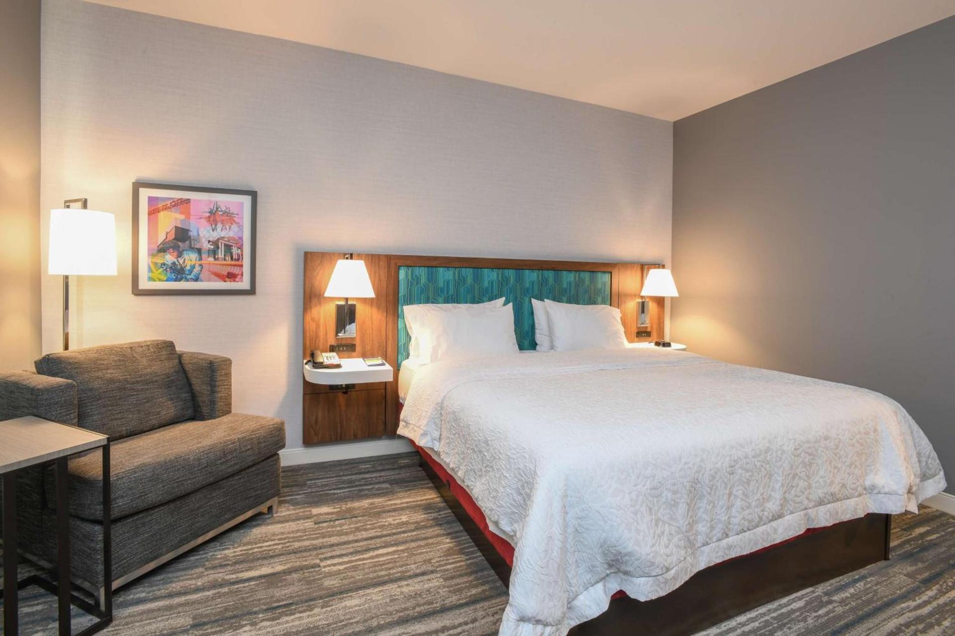 Hampton Inn & Suites Cincinnati Liberty Township photo 34