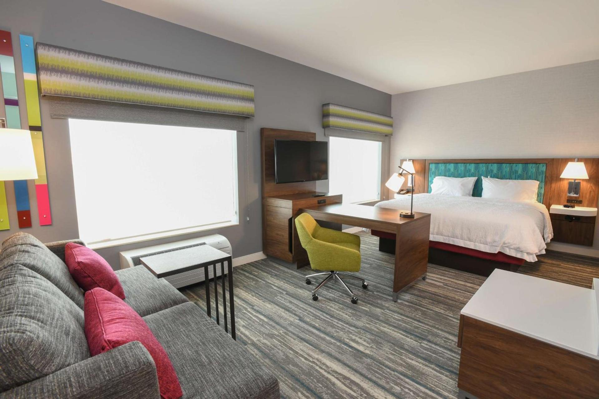 Hampton Inn & Suites Cincinnati Liberty Township photo 47