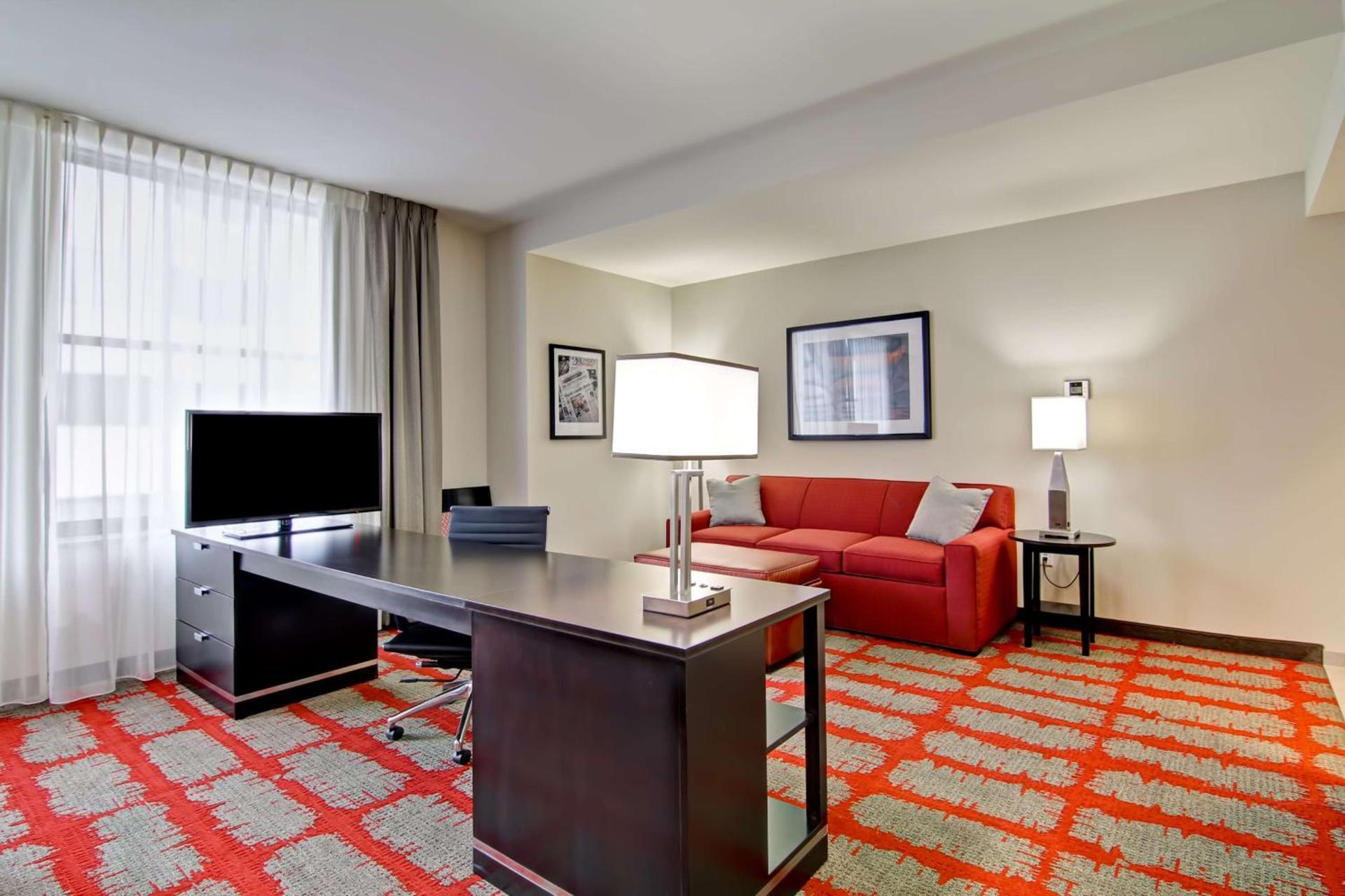 Hampton Inn and Suites Cincinnati - Downtown photo 19