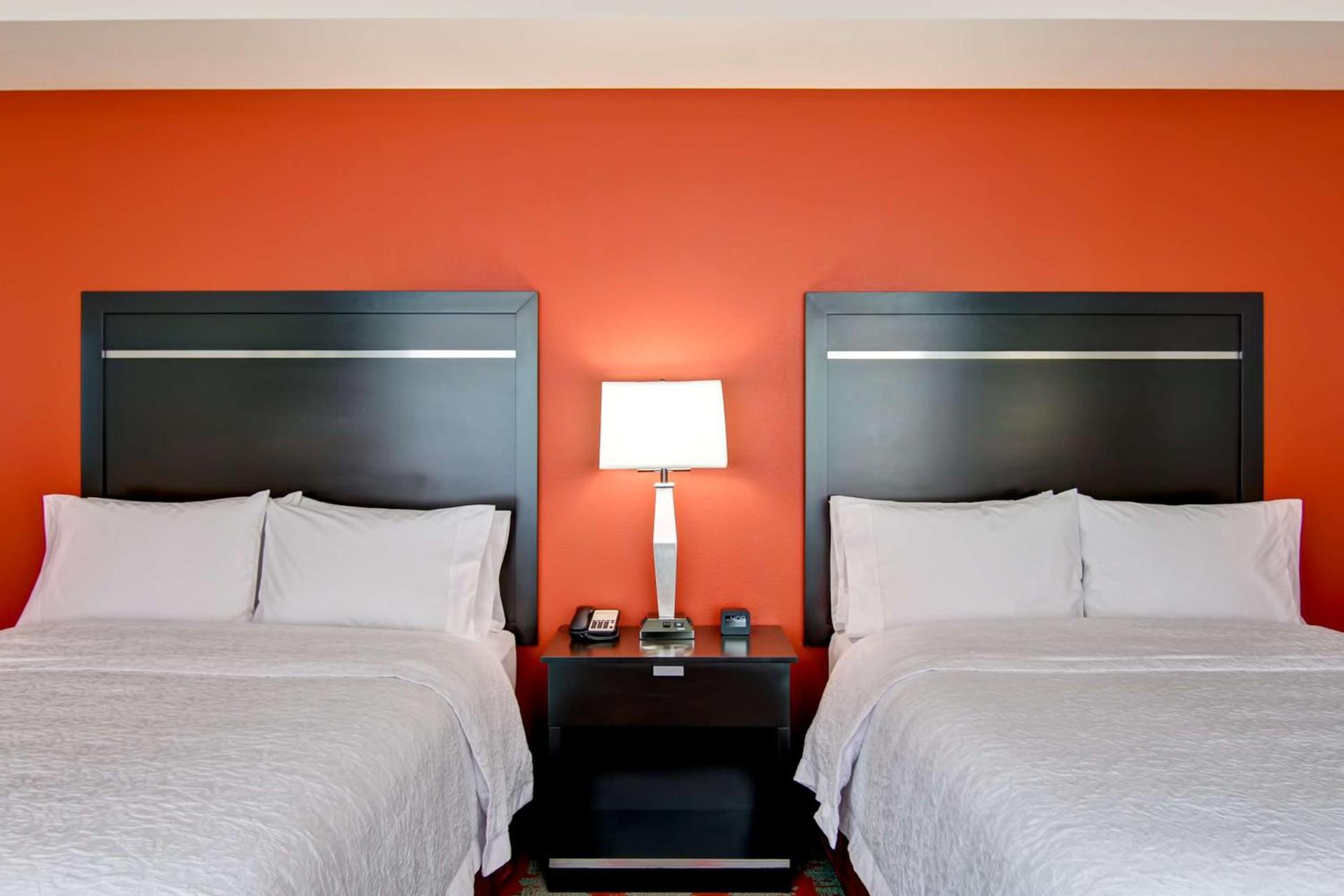 Hampton Inn and Suites Cincinnati - Downtown photo 25