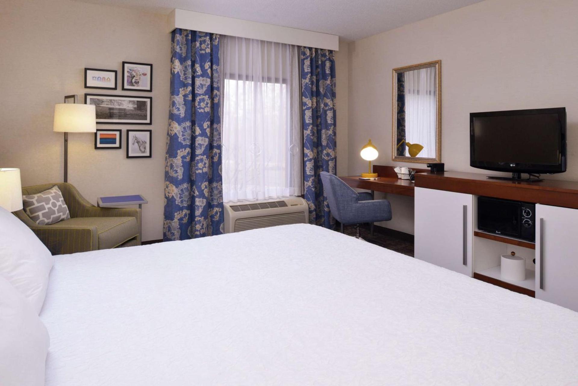 Hampton Inn & Suites Wilmington photo 39