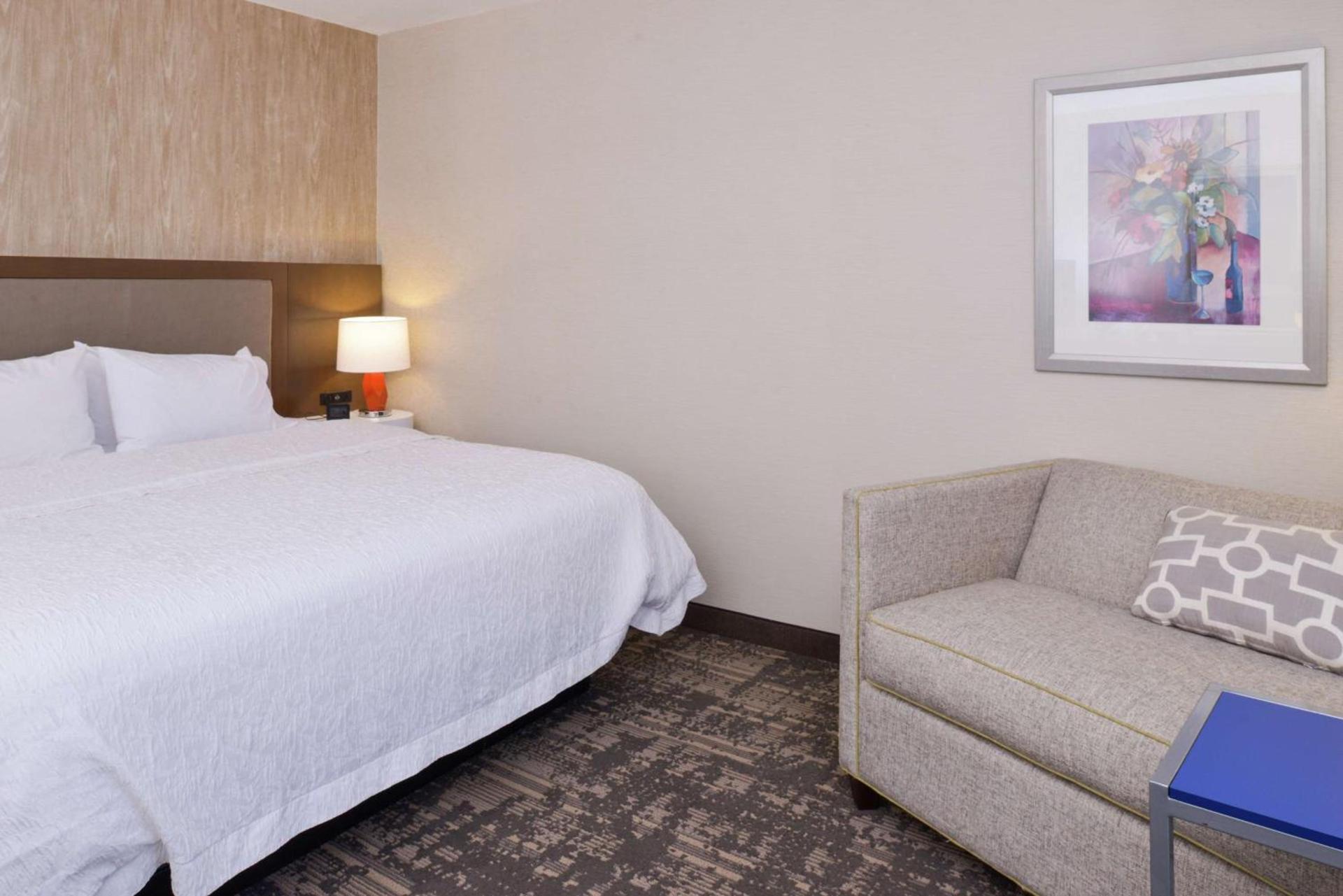 Hampton Inn & Suites Wilmington photo 44