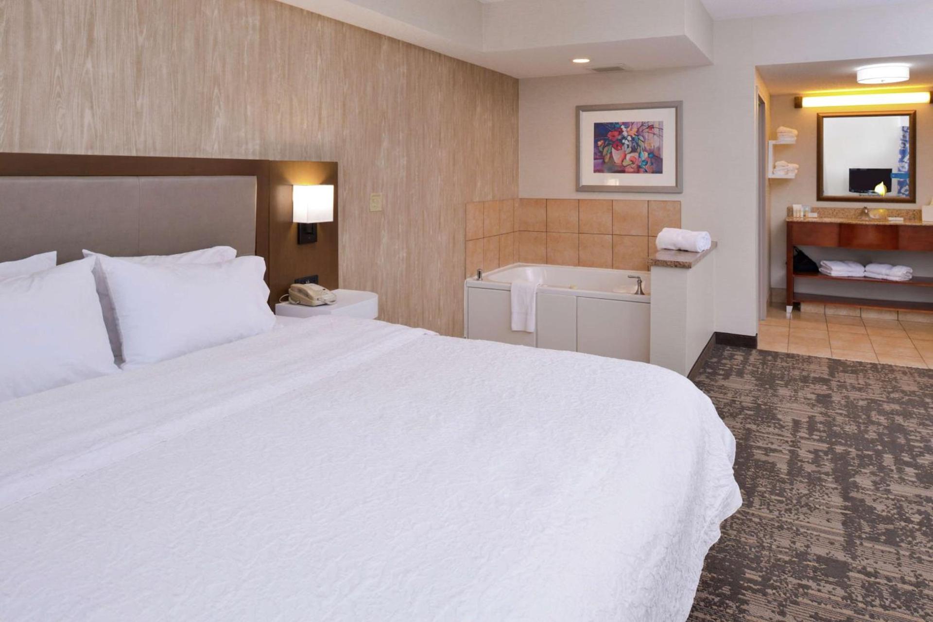 Hampton Inn & Suites Wilmington photo 51