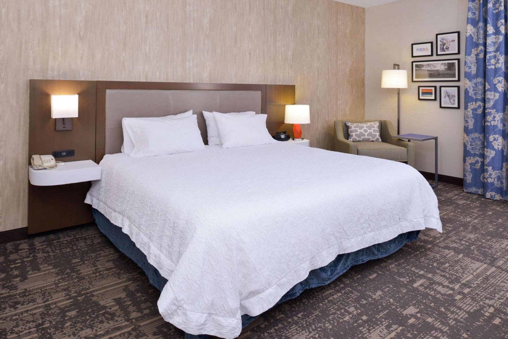 Hampton Inn & Suites Wilmington photo 55