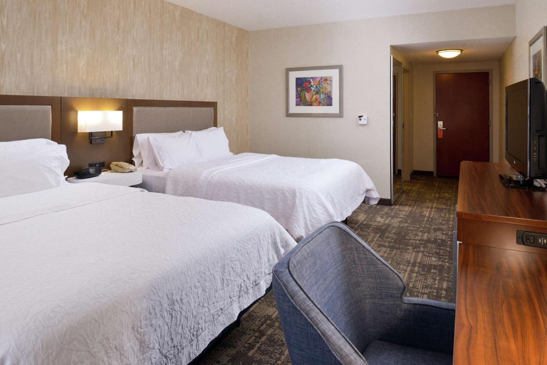 Hampton Inn & Suites Wilmington photo 56