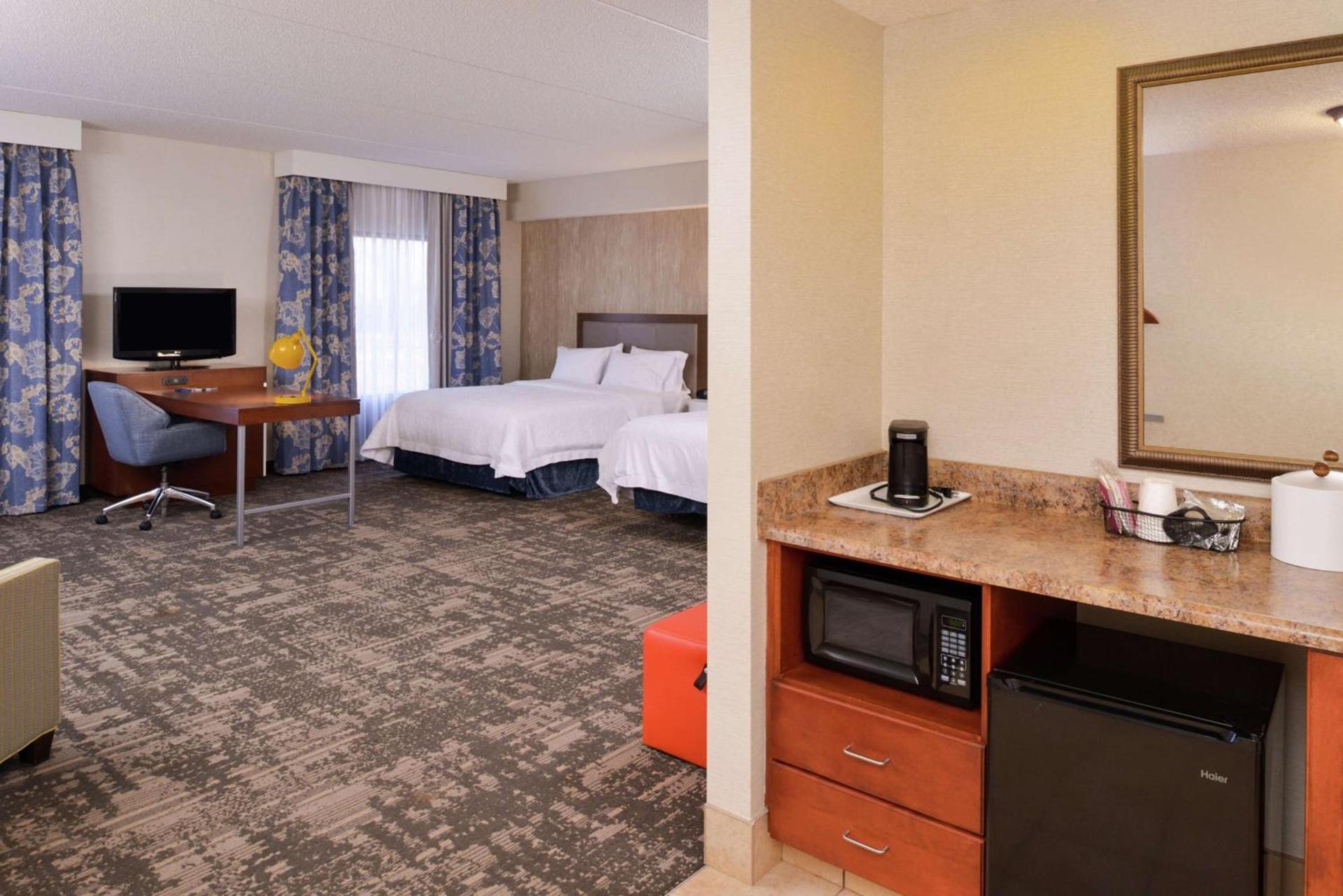 Hampton Inn & Suites Wilmington photo 60