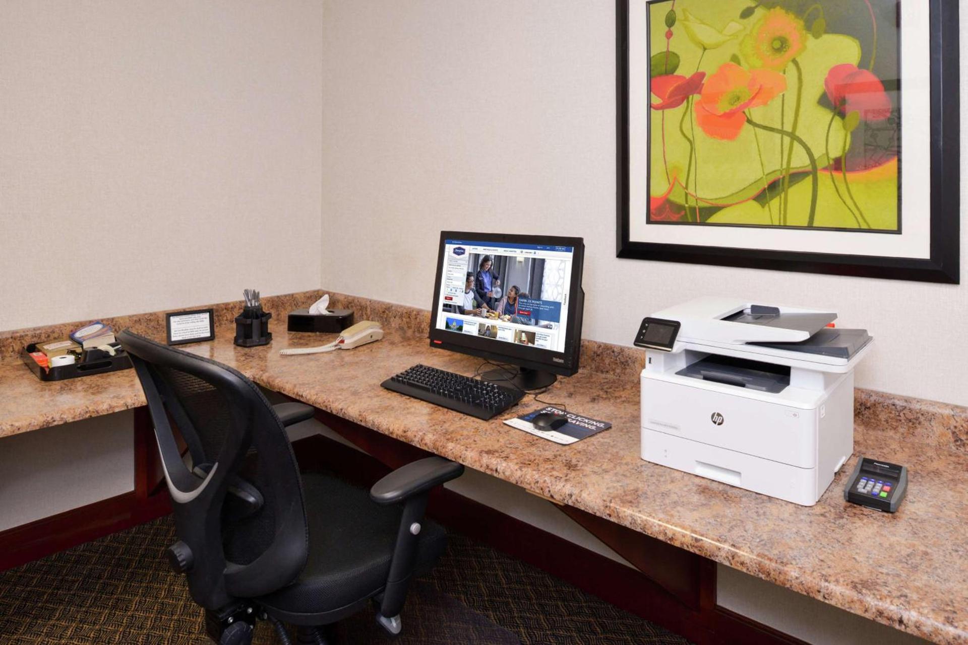 Hampton Inn & Suites Wilmington photo 67