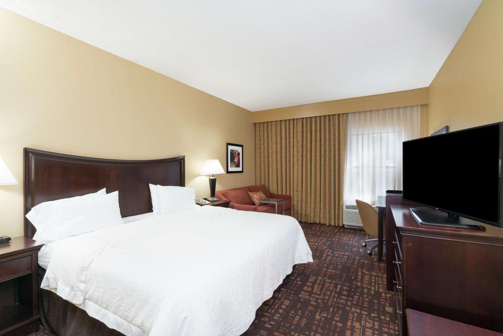 Hampton Inn Corydon photo 14