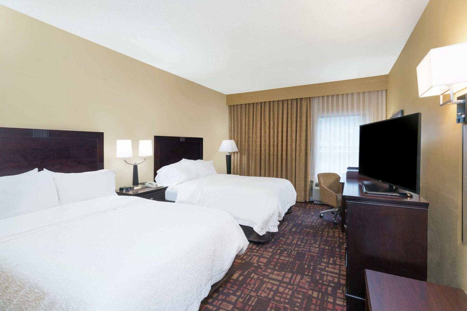 Hampton Inn Corydon photo 16