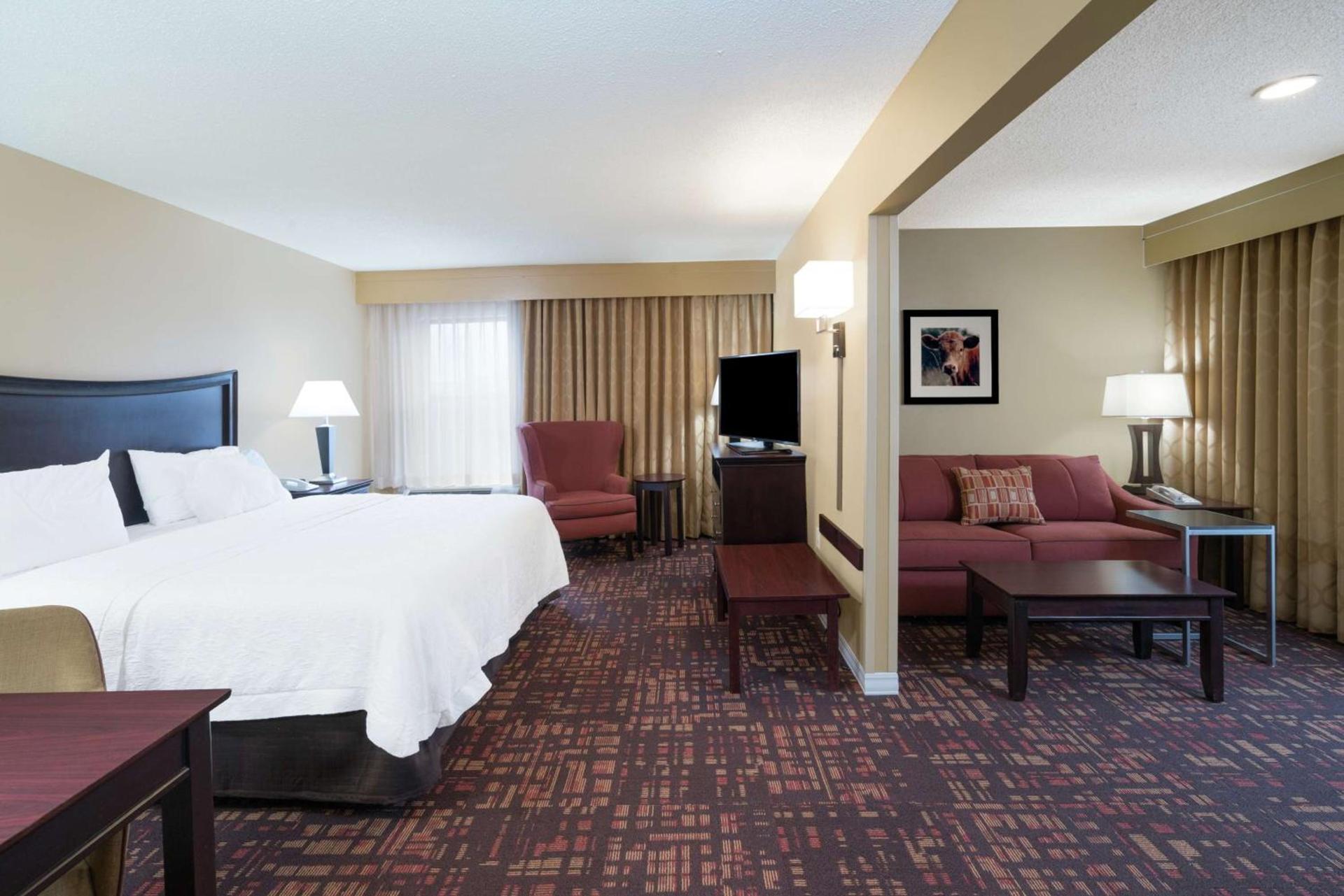 Hampton Inn Corydon photo 23