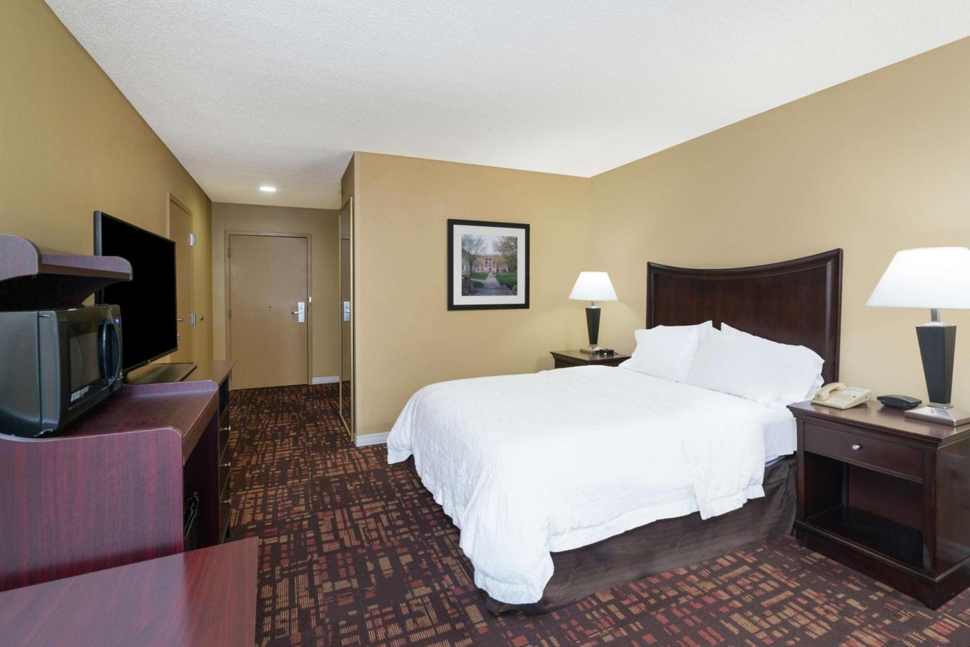 Hampton Inn Corydon photo 26