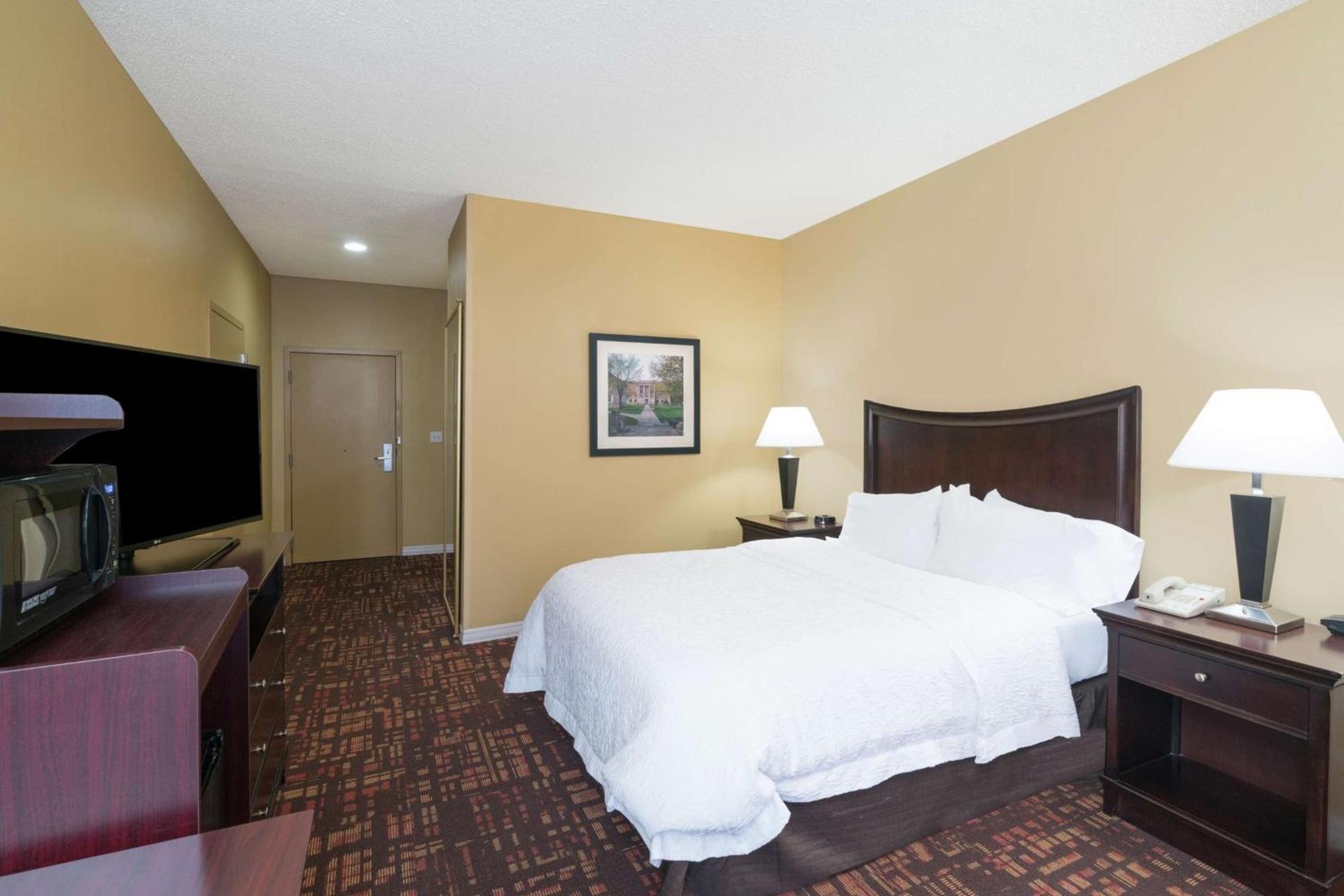 Hampton Inn Corydon photo 35