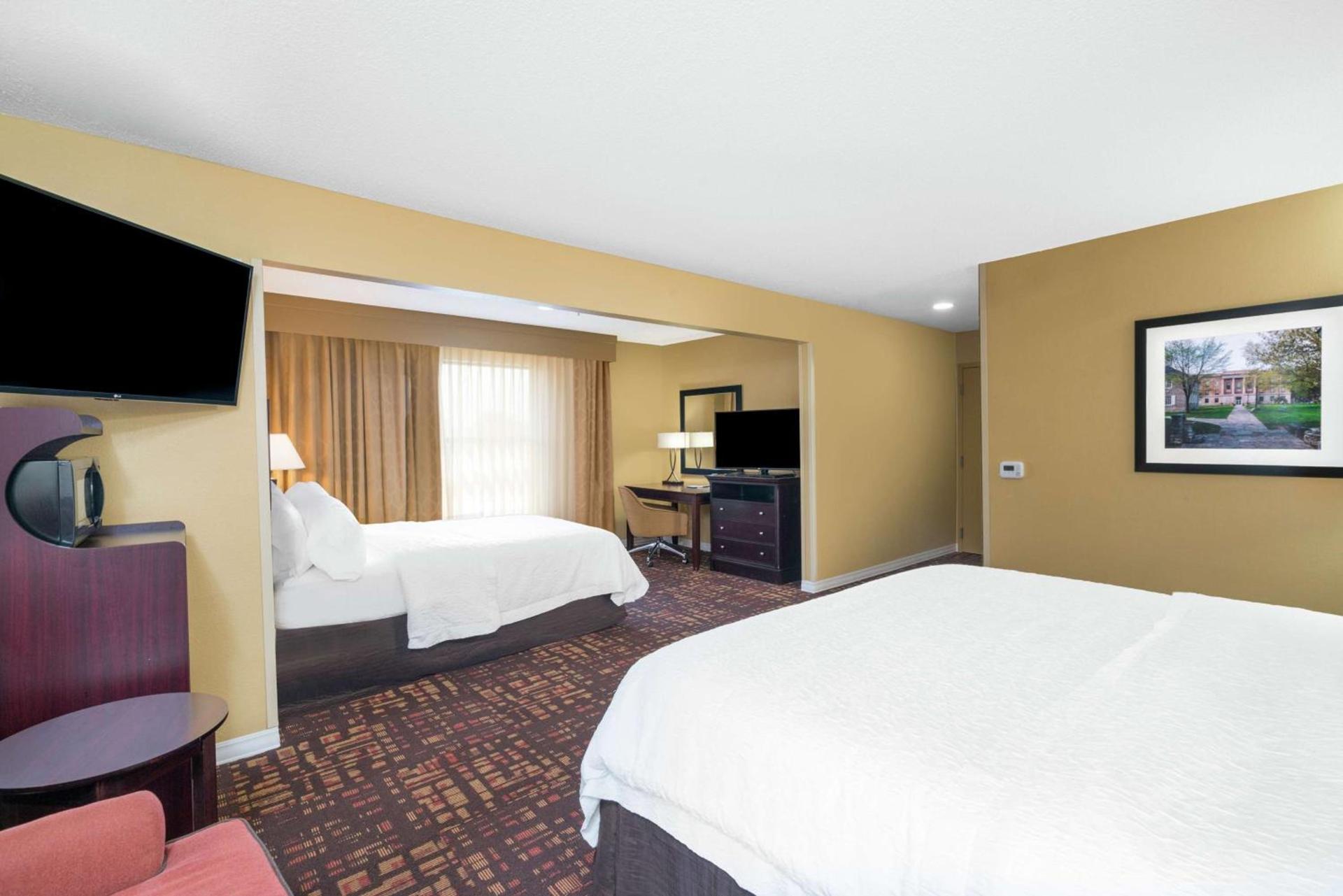 Hampton Inn Corydon photo 38