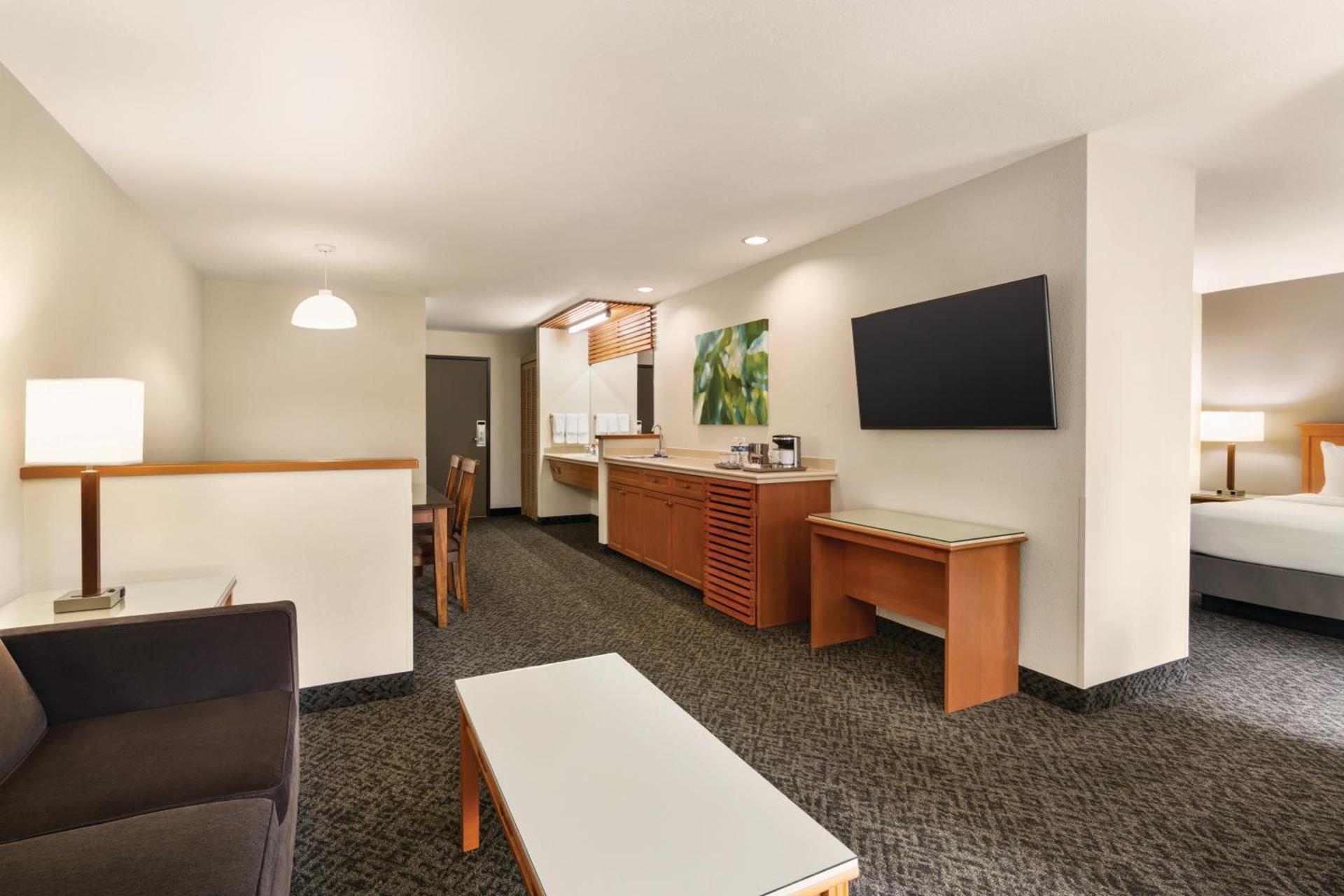 Radisson Hotel Portland Airport photo 81