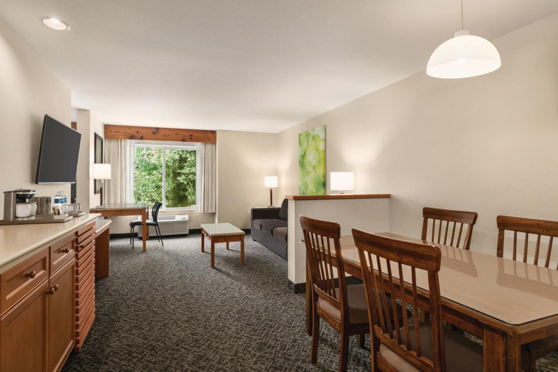 Radisson Hotel Portland Airport photo 80