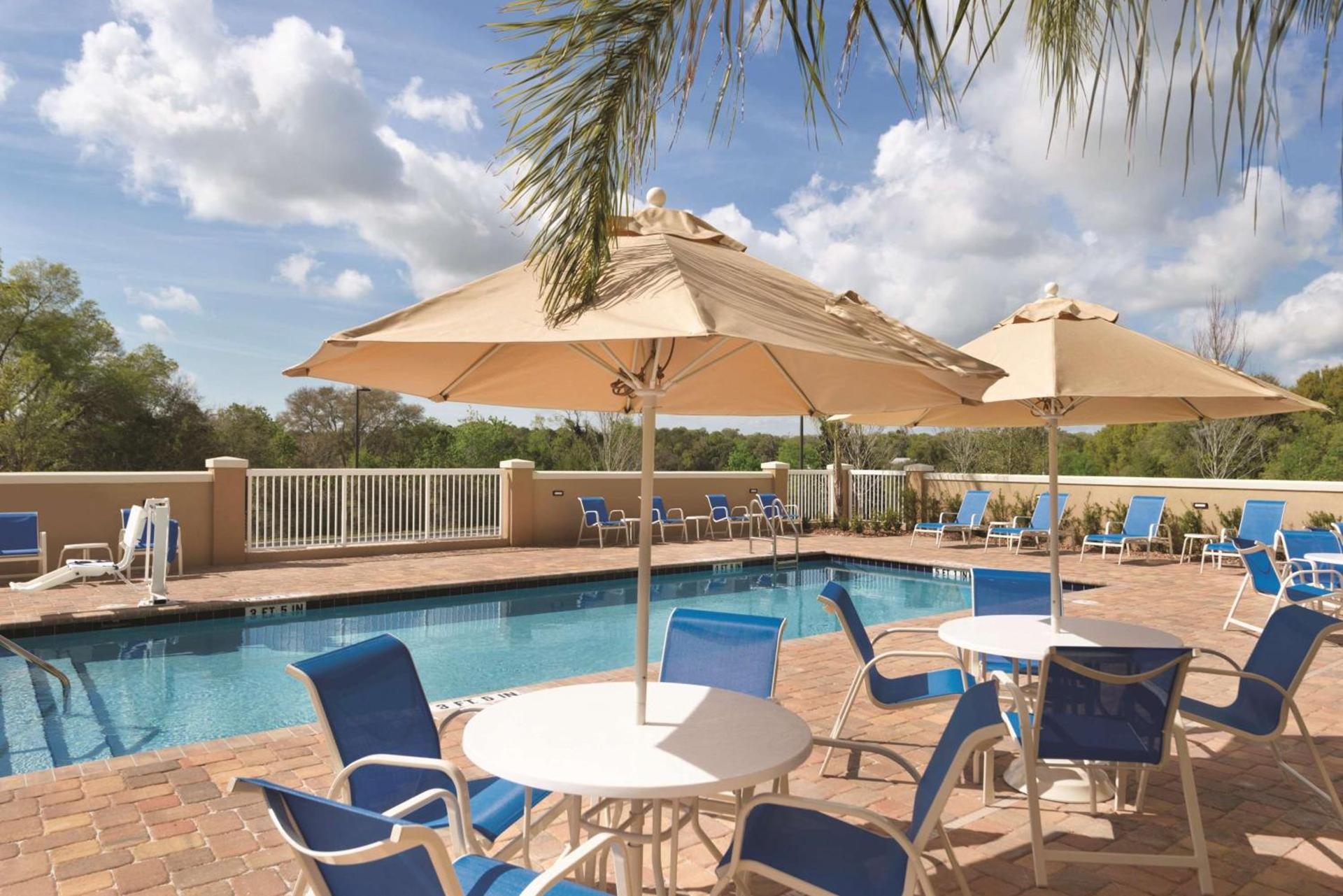 Hampton Inn & Suites - DeLand photo 7
