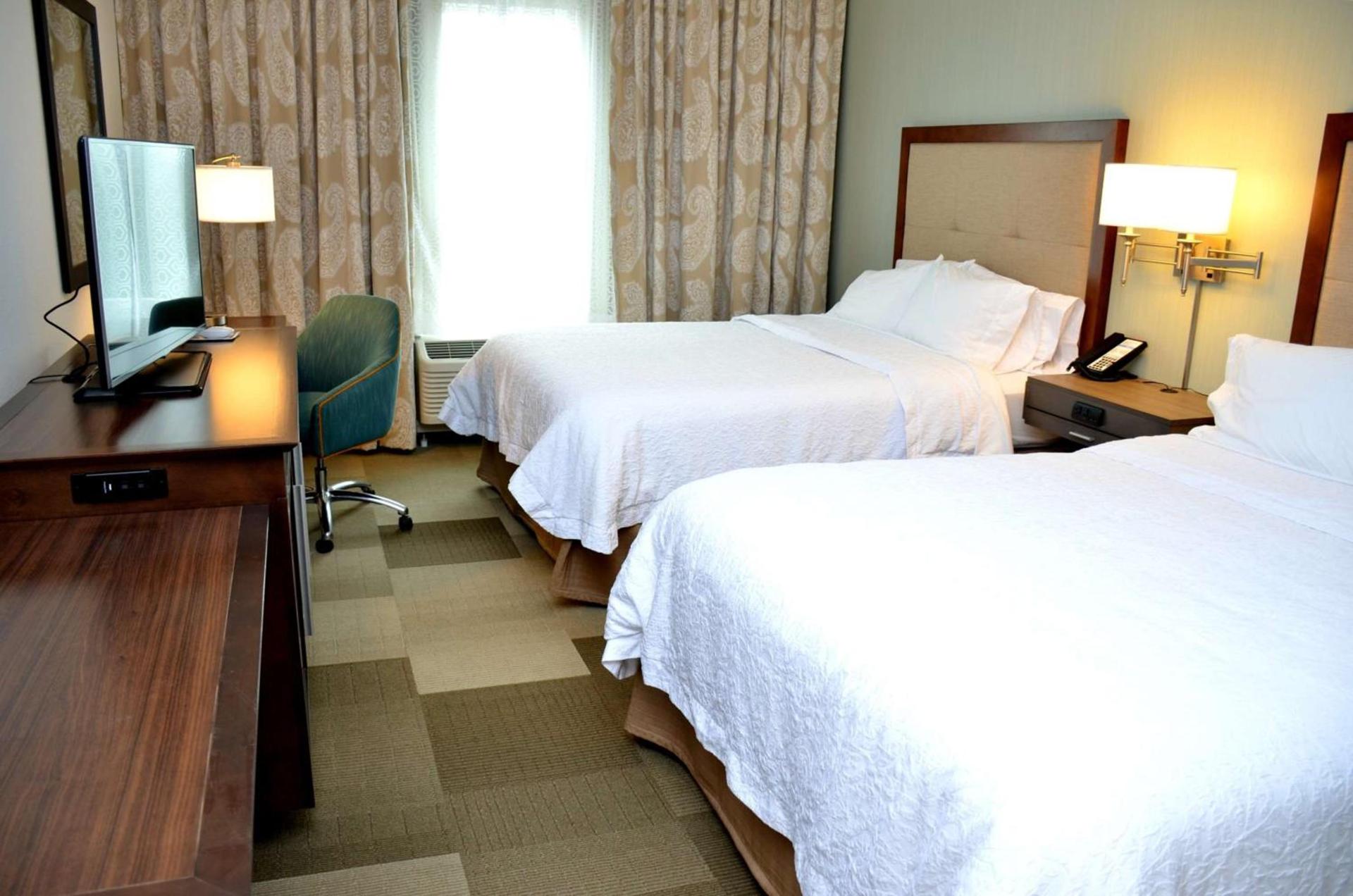 Hampton Inn & Suites - DeLand photo 19