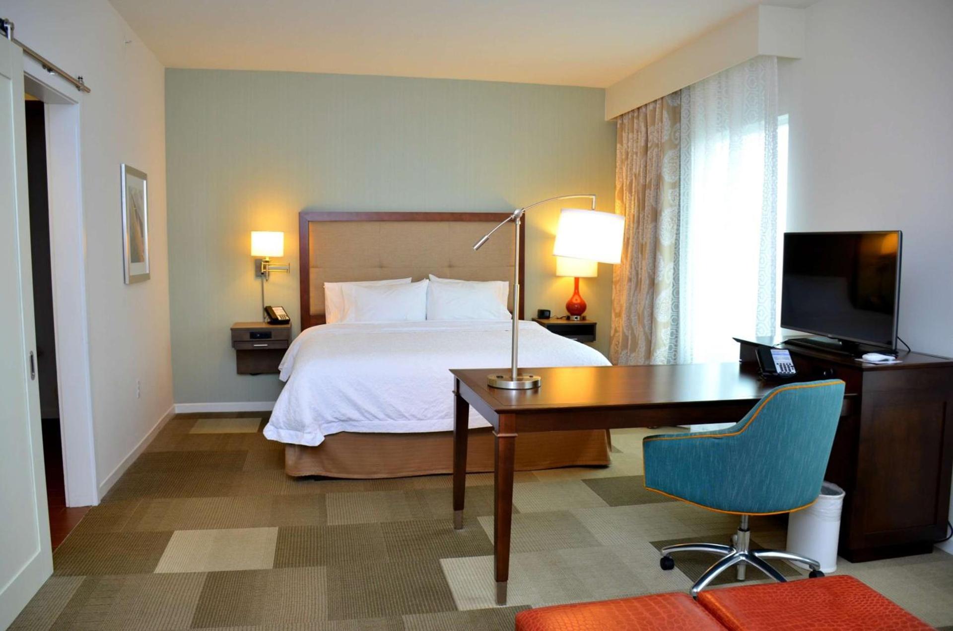 Hampton Inn & Suites - DeLand photo 22