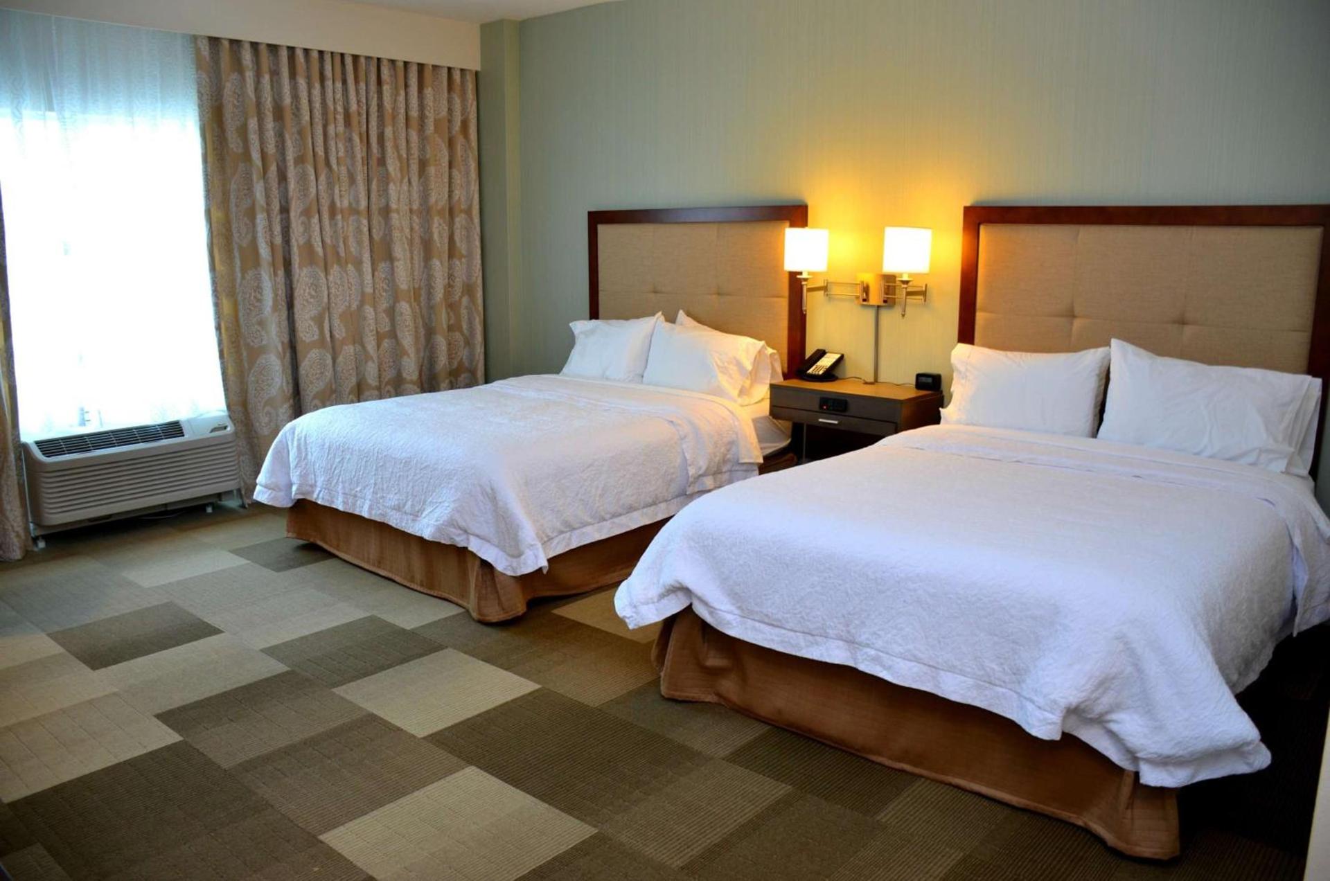 Hampton Inn & Suites - DeLand photo 23