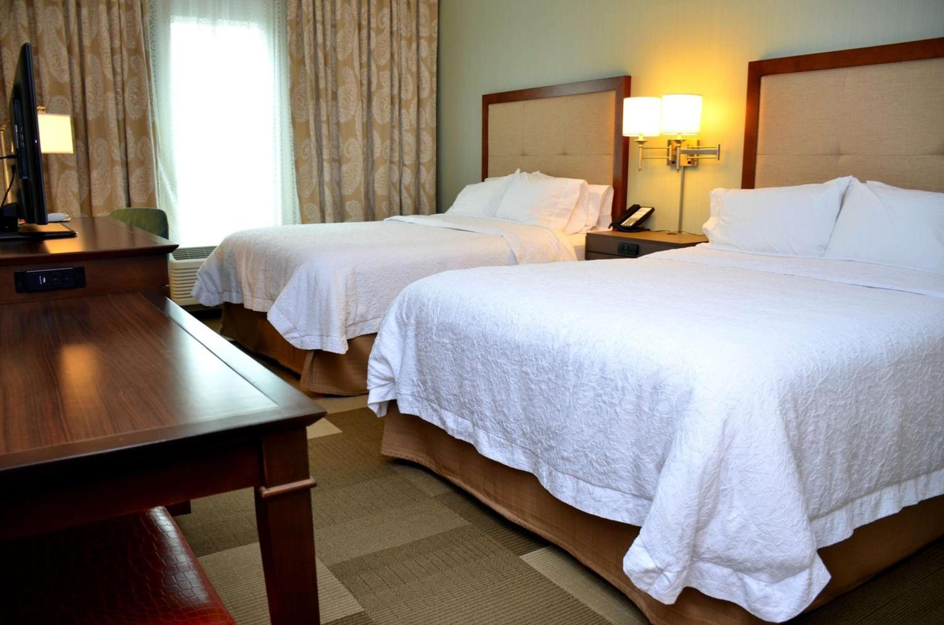 Hampton Inn & Suites - DeLand photo 25