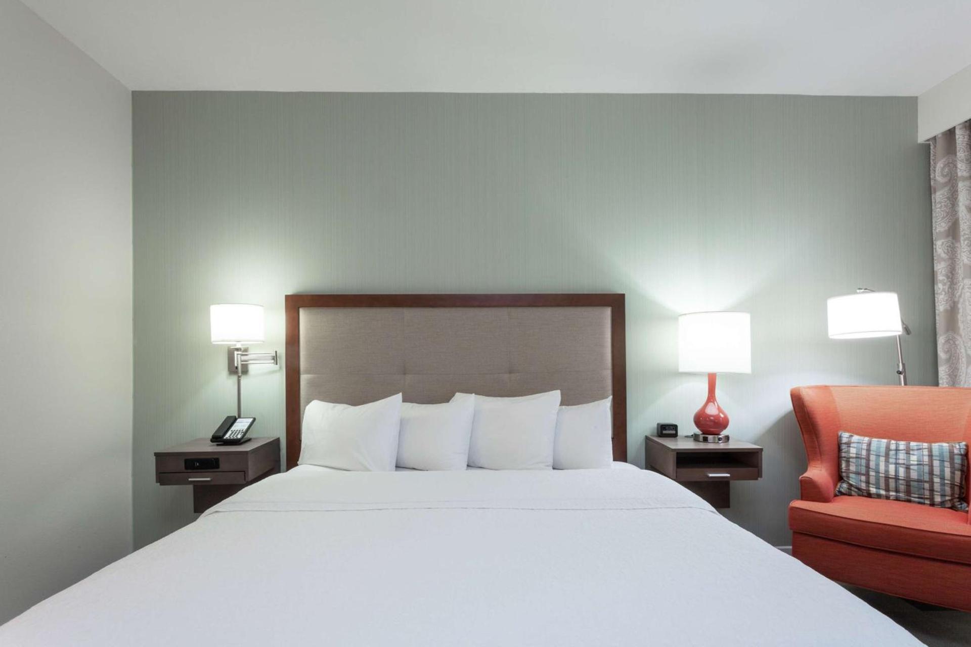Hampton Inn & Suites - DeLand photo 44