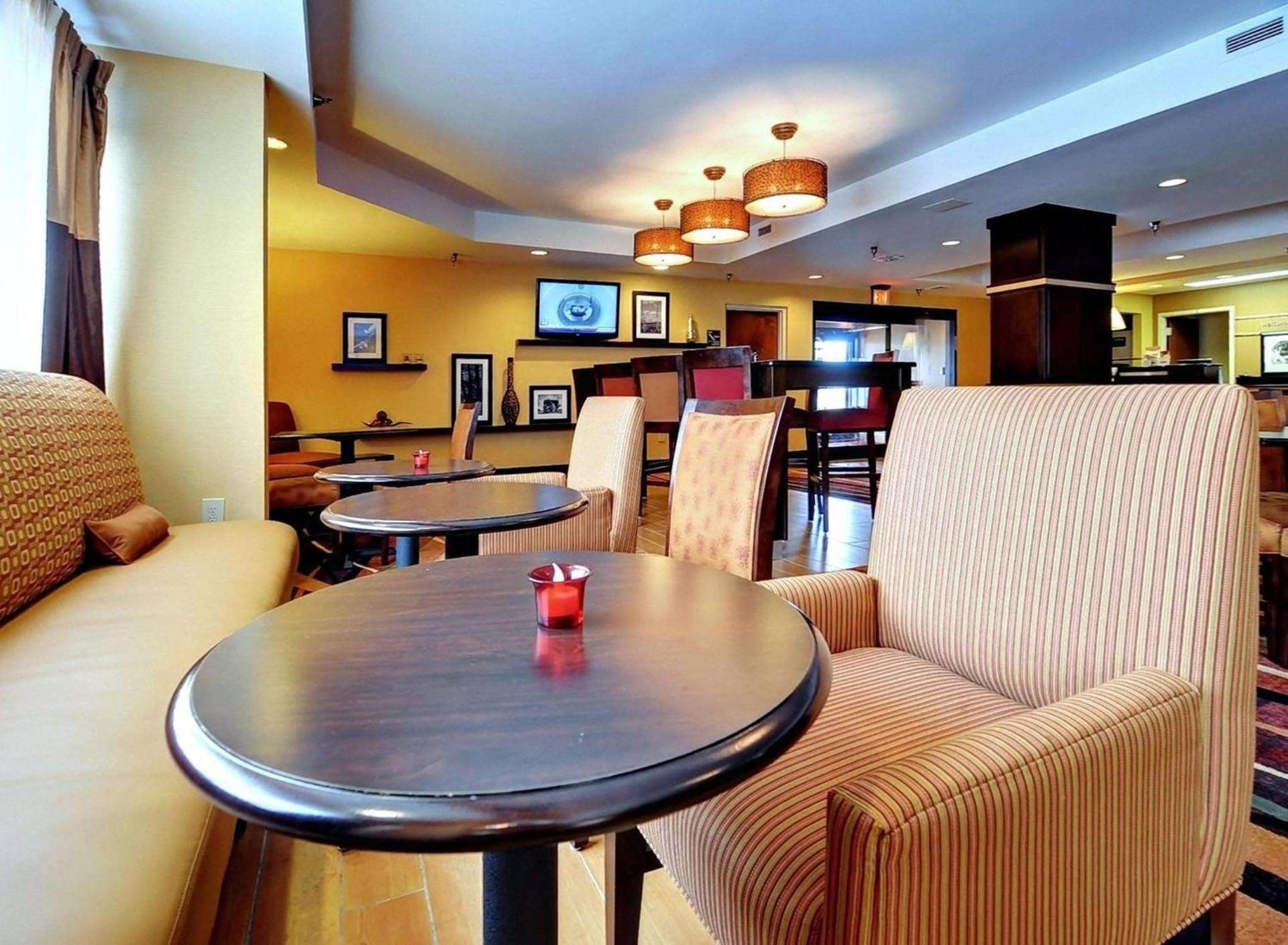 Hampton Inn Eden photo 10