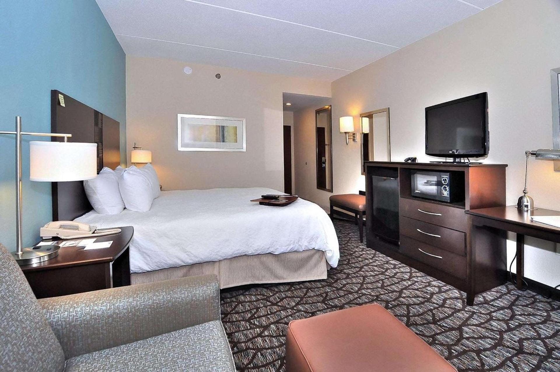 Hampton Inn Eden photo 19