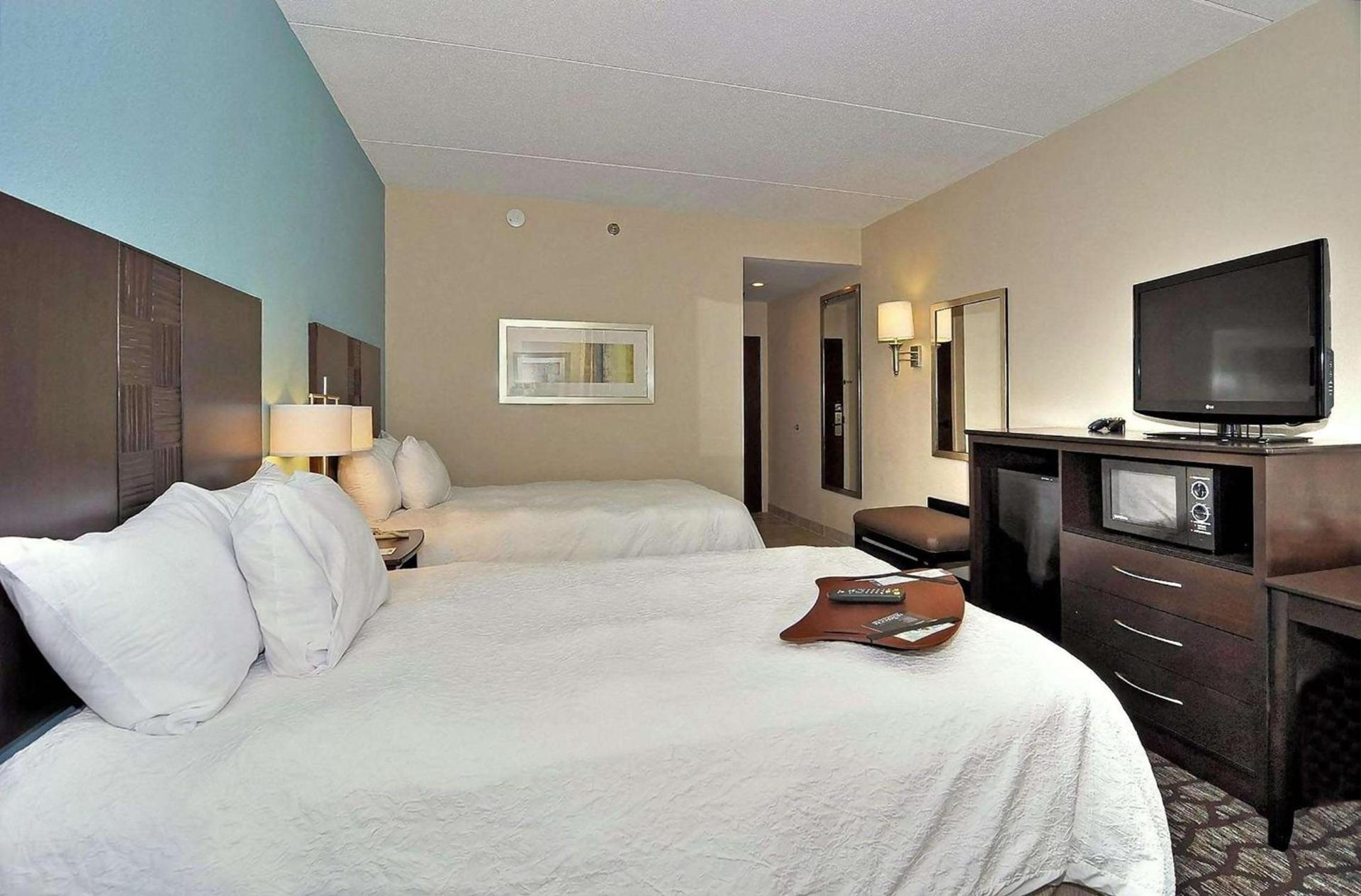 Hampton Inn Eden photo 20
