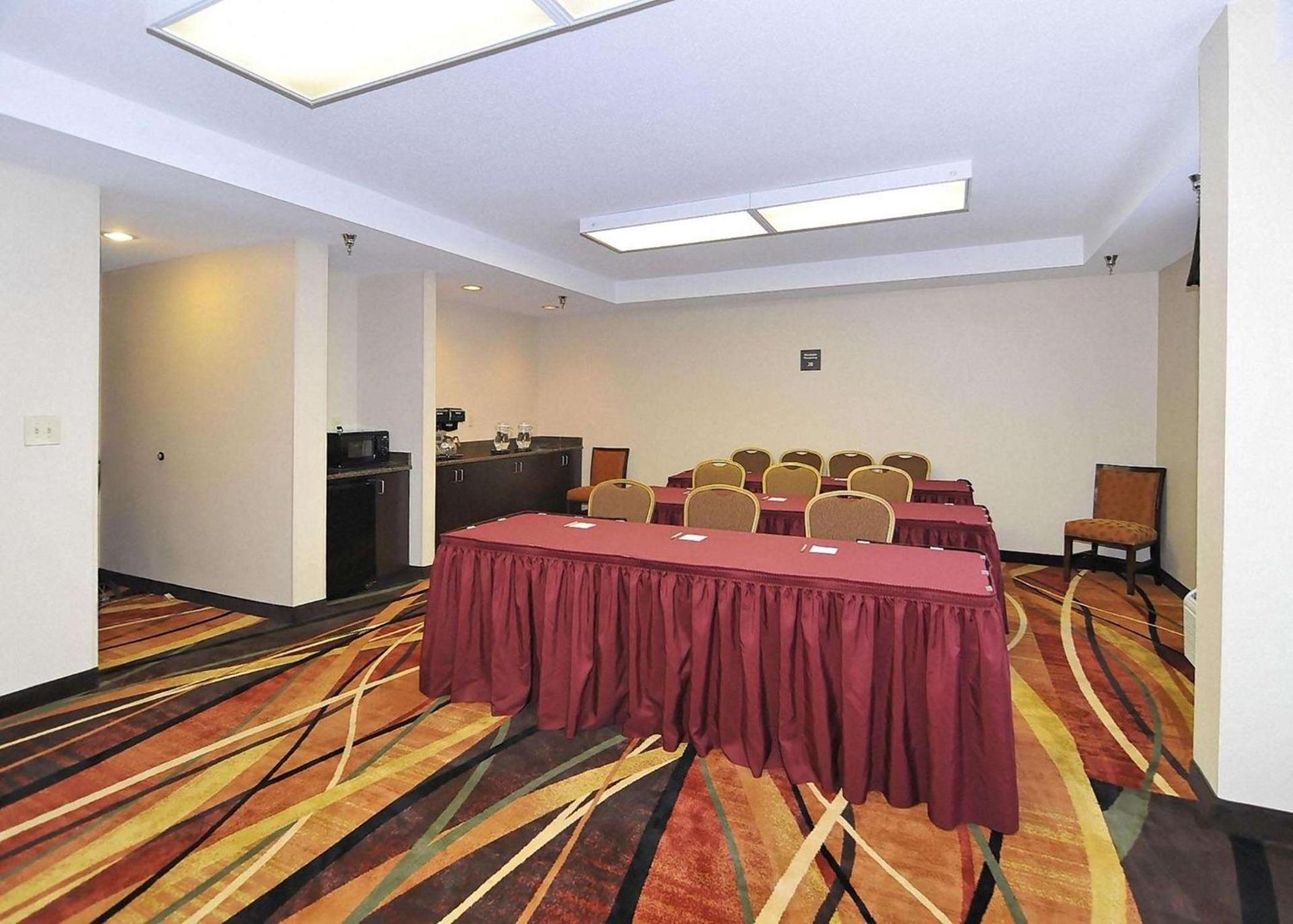 Hampton Inn Eden photo 27