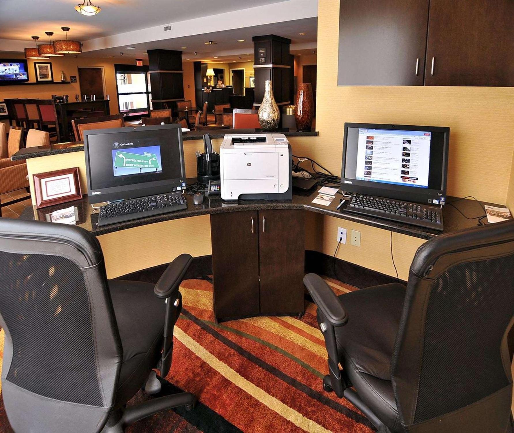 Hampton Inn Eden photo 28