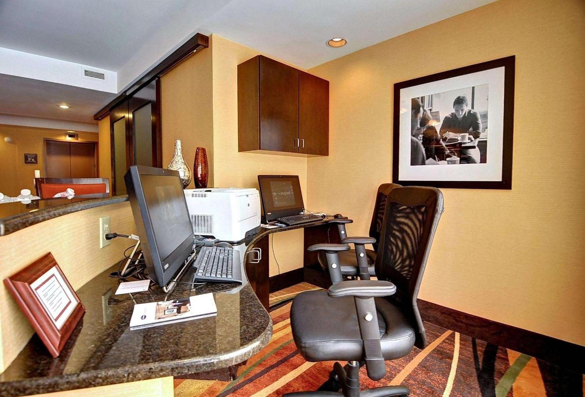 Hampton Inn Eden photo 29