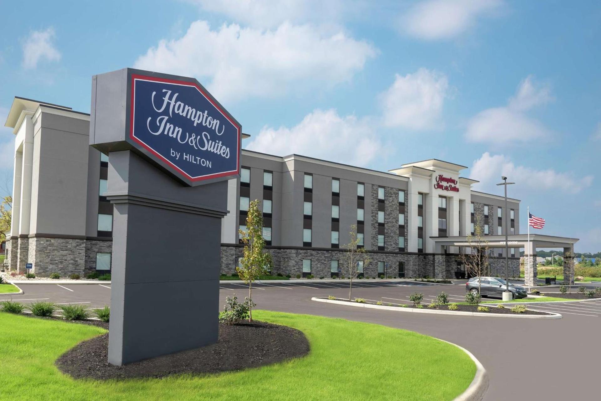 Hampton Inn & Suites Xenia Dayton photo 2