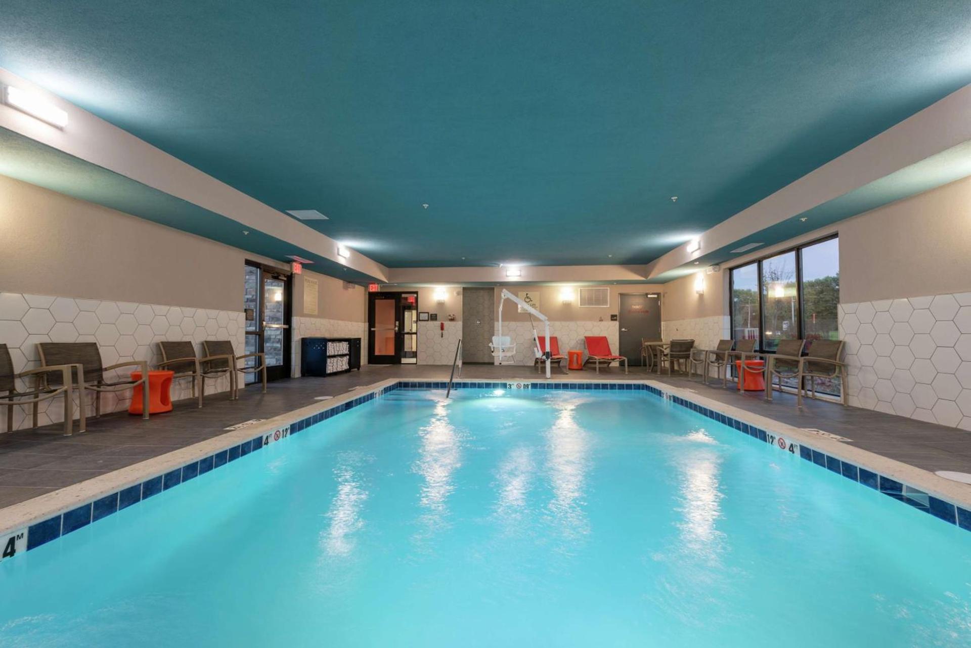 Hampton Inn & Suites Xenia Dayton photo 9