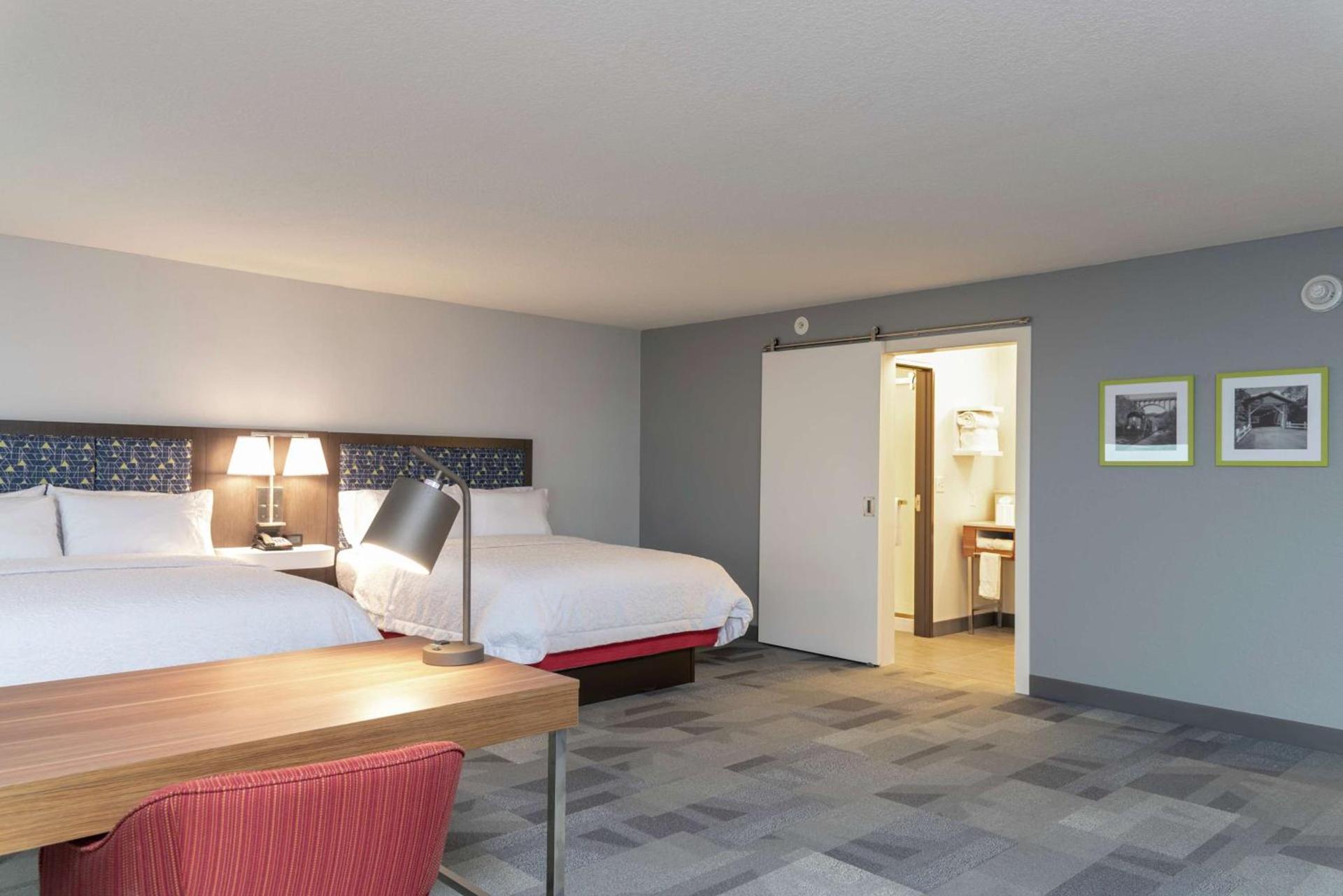 Hampton Inn & Suites Xenia Dayton photo 26