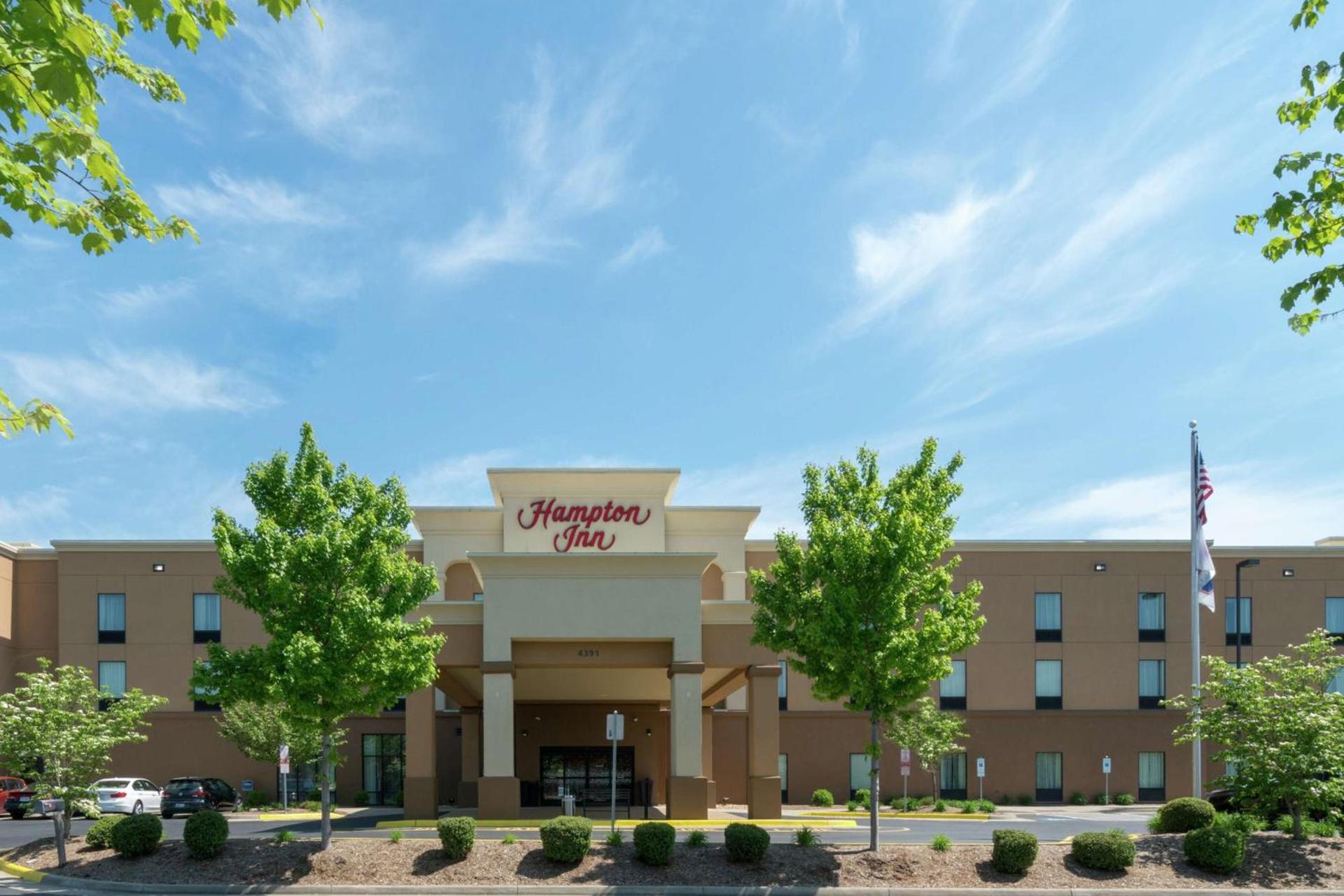 Hampton Inn Dahlgren photo 2