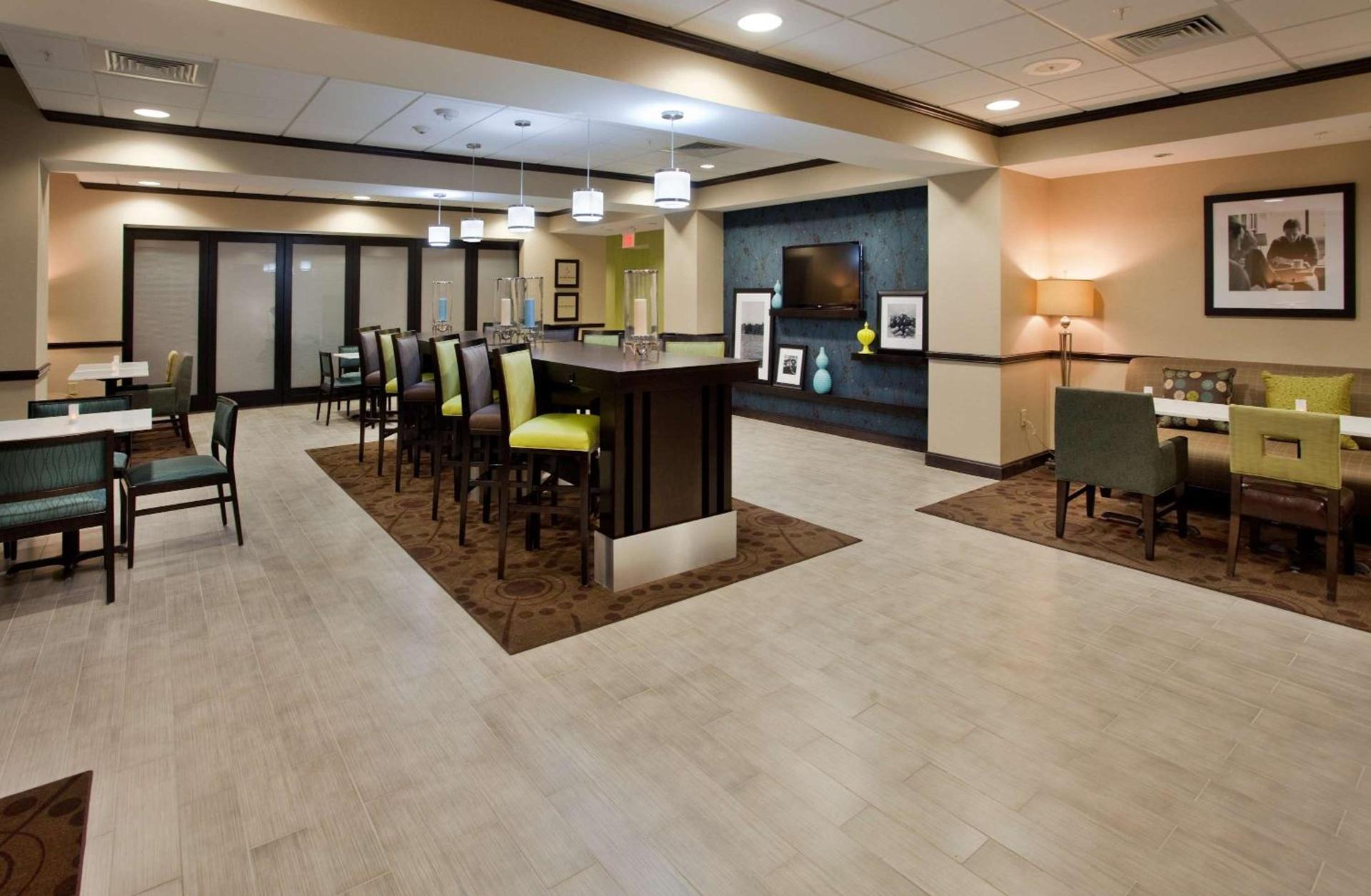 Hampton Inn Dahlgren photo 7