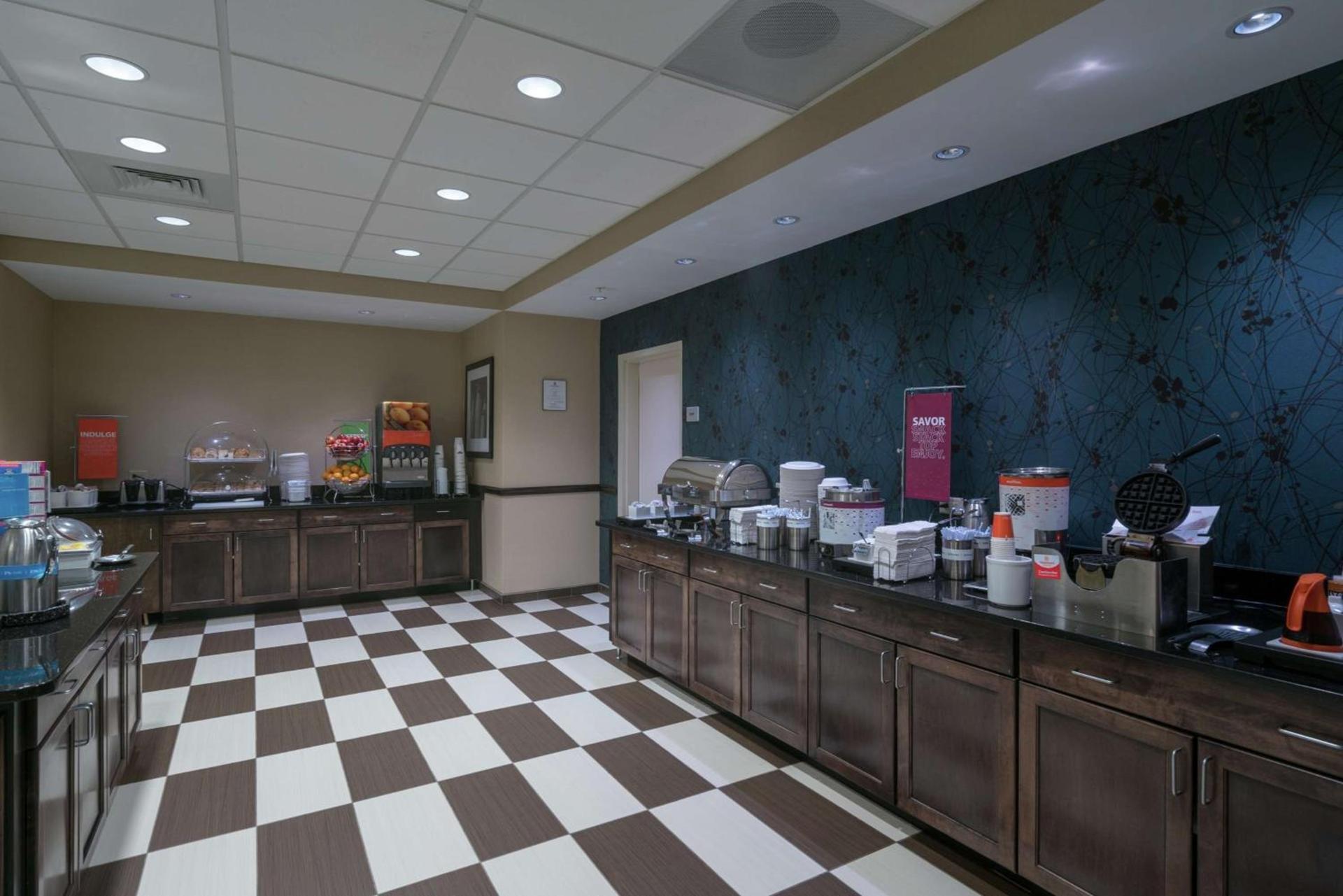 Hampton Inn Dahlgren photo 14