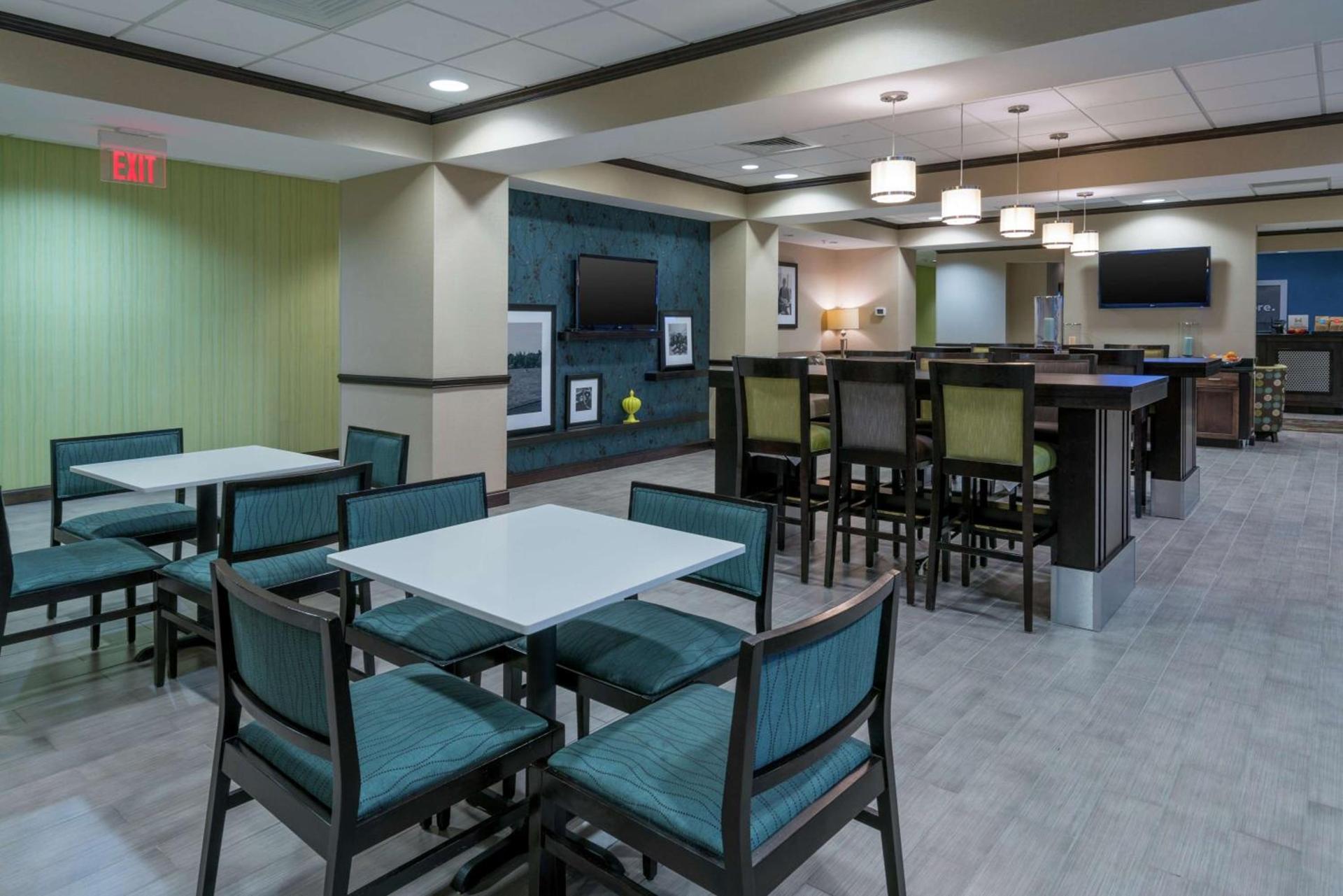 Hampton Inn Dahlgren photo 15