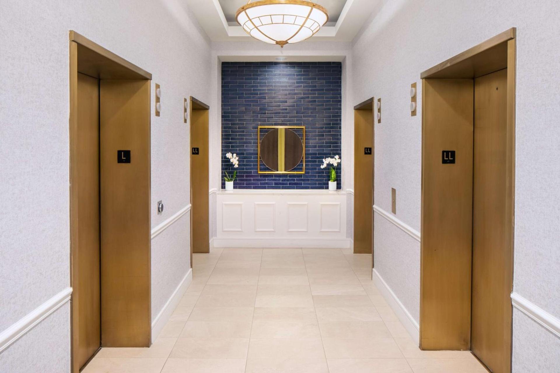 Hilton Garden Inn Washington DC Downtown photo 48