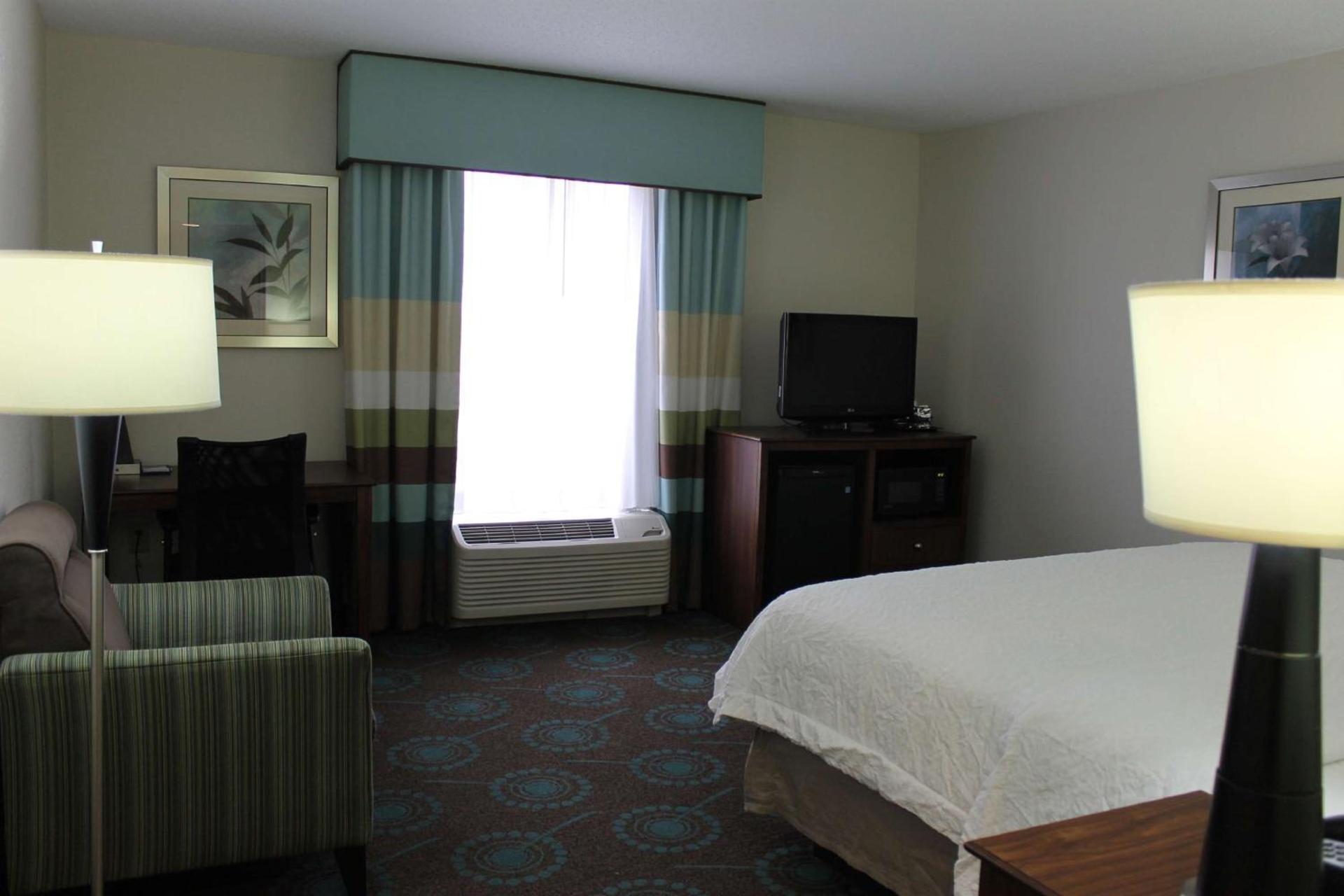 Hampton Inn Dahlgren photo 45
