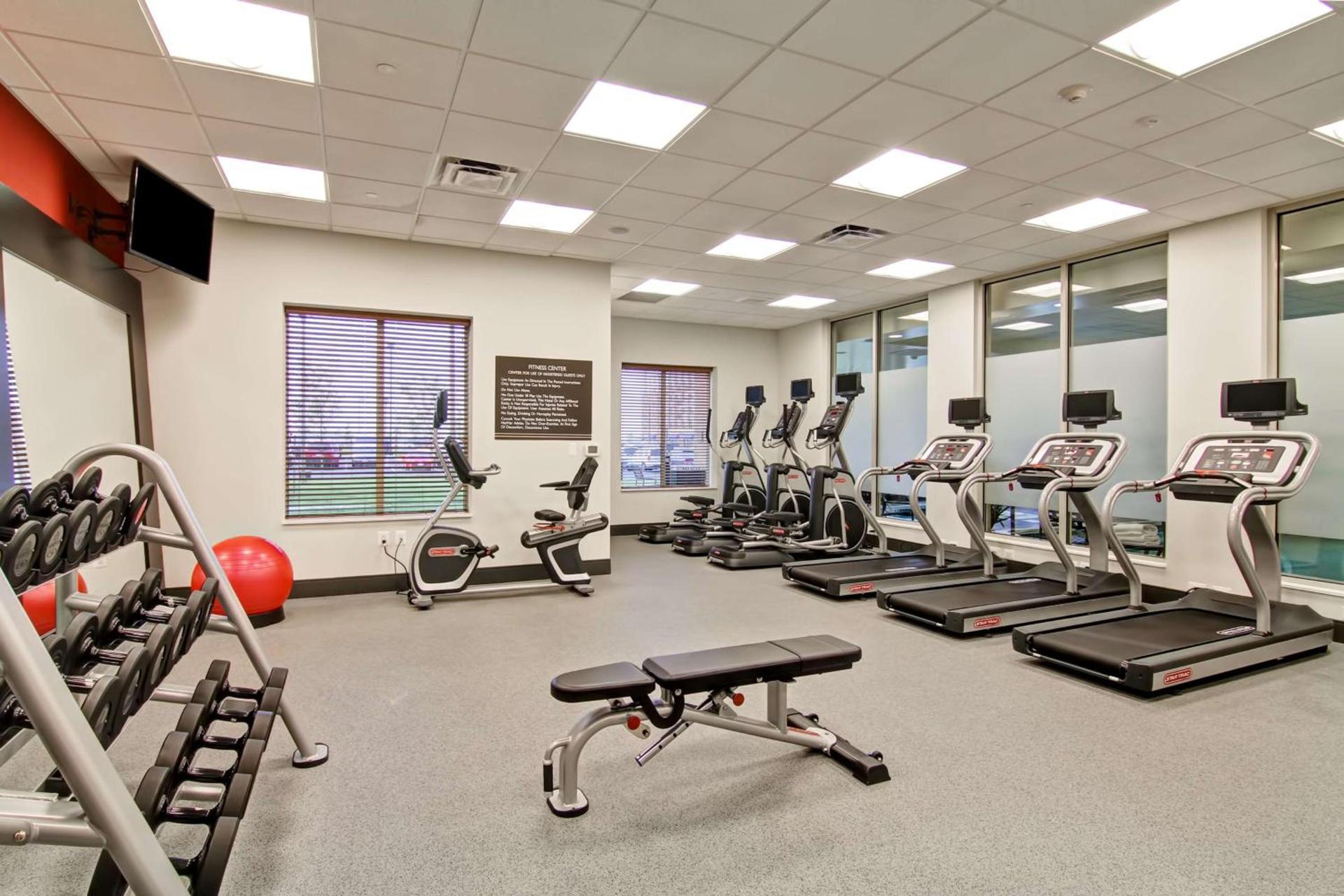 Hilton Garden Inn Woodbridge photo 6