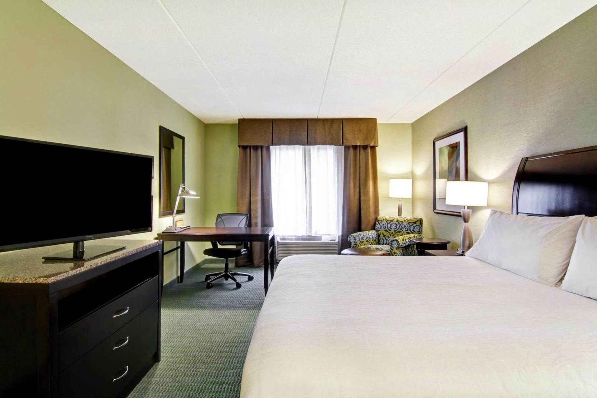 Hilton Garden Inn Woodbridge photo 10