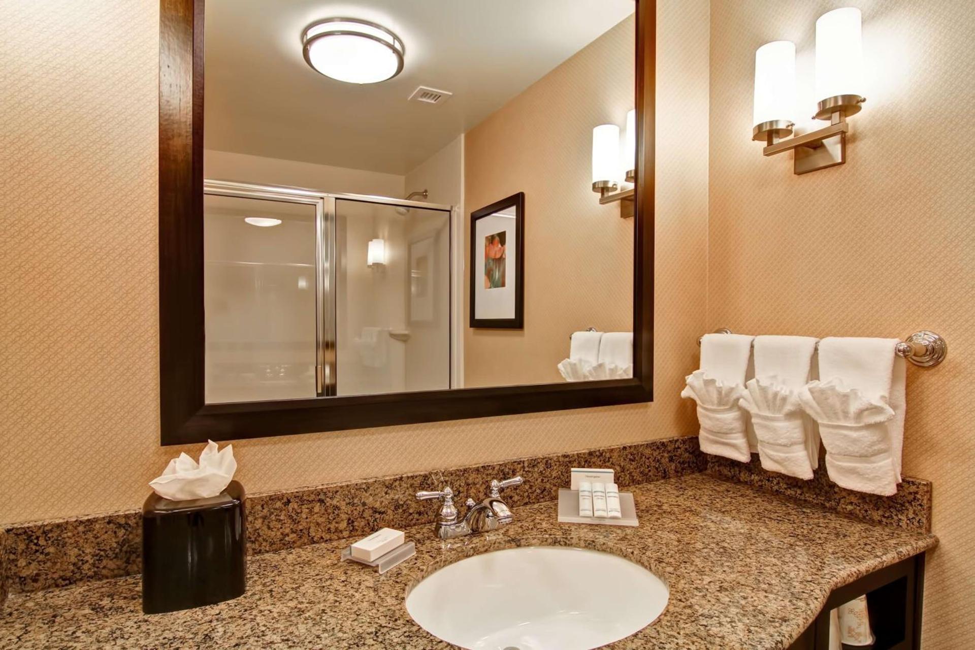 Hilton Garden Inn Woodbridge photo 15