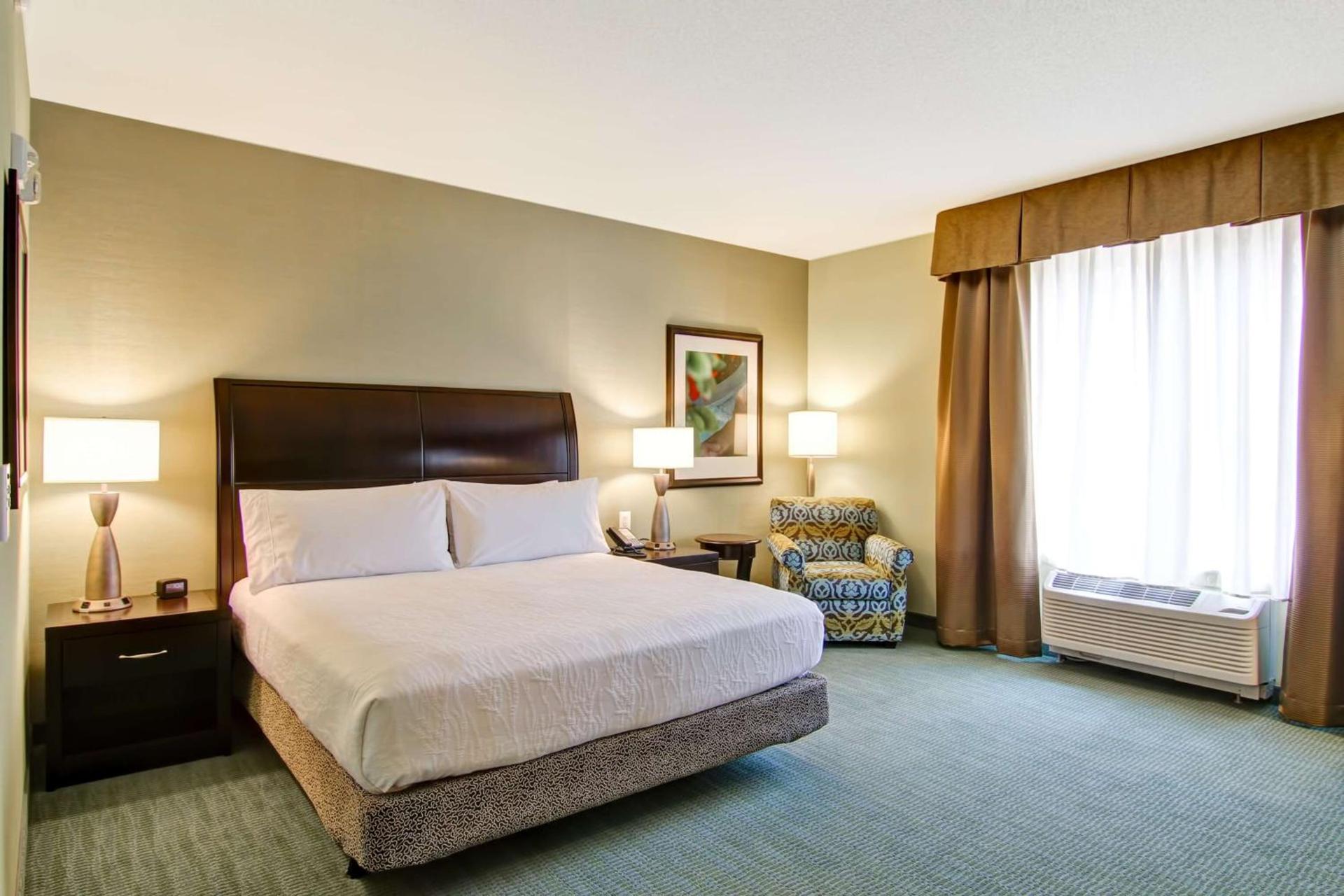 Hilton Garden Inn Woodbridge photo 18