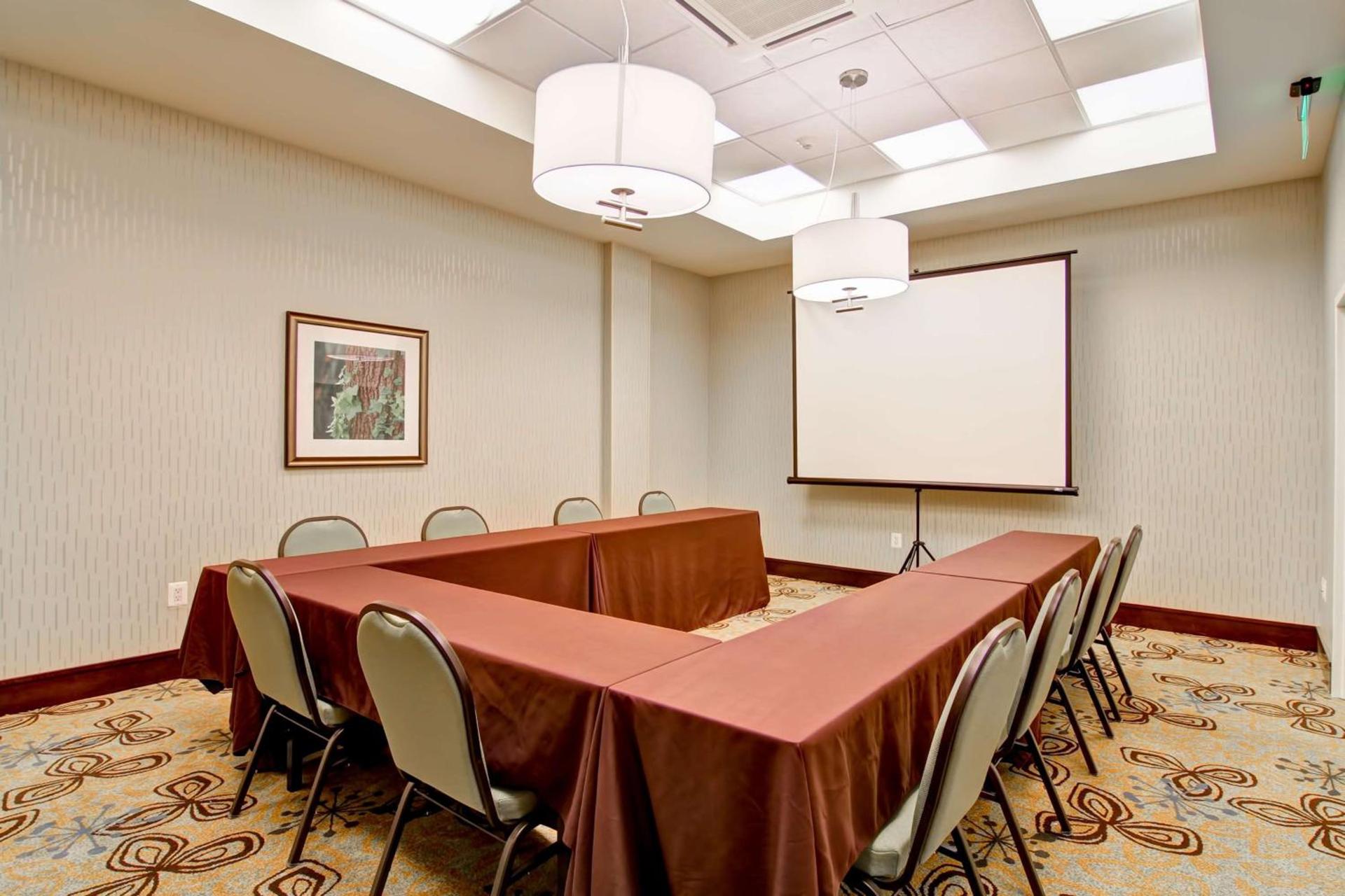 Hilton Garden Inn Woodbridge photo 28