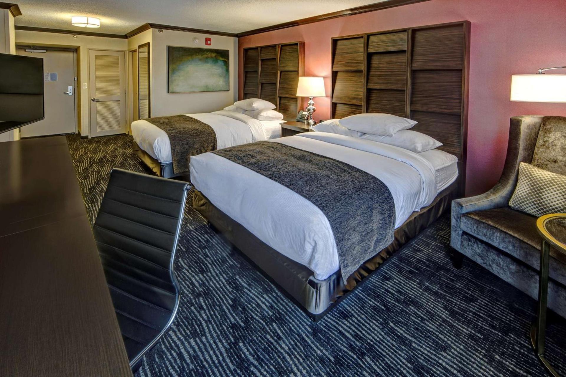 DoubleTree by Hilton Decatur Riverfront photo 36