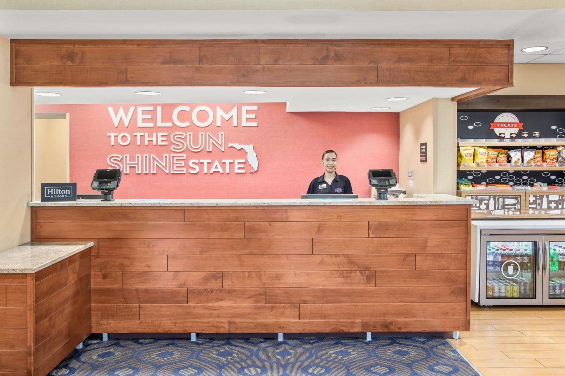 Hampton Inn Debary-Deltona photo 16