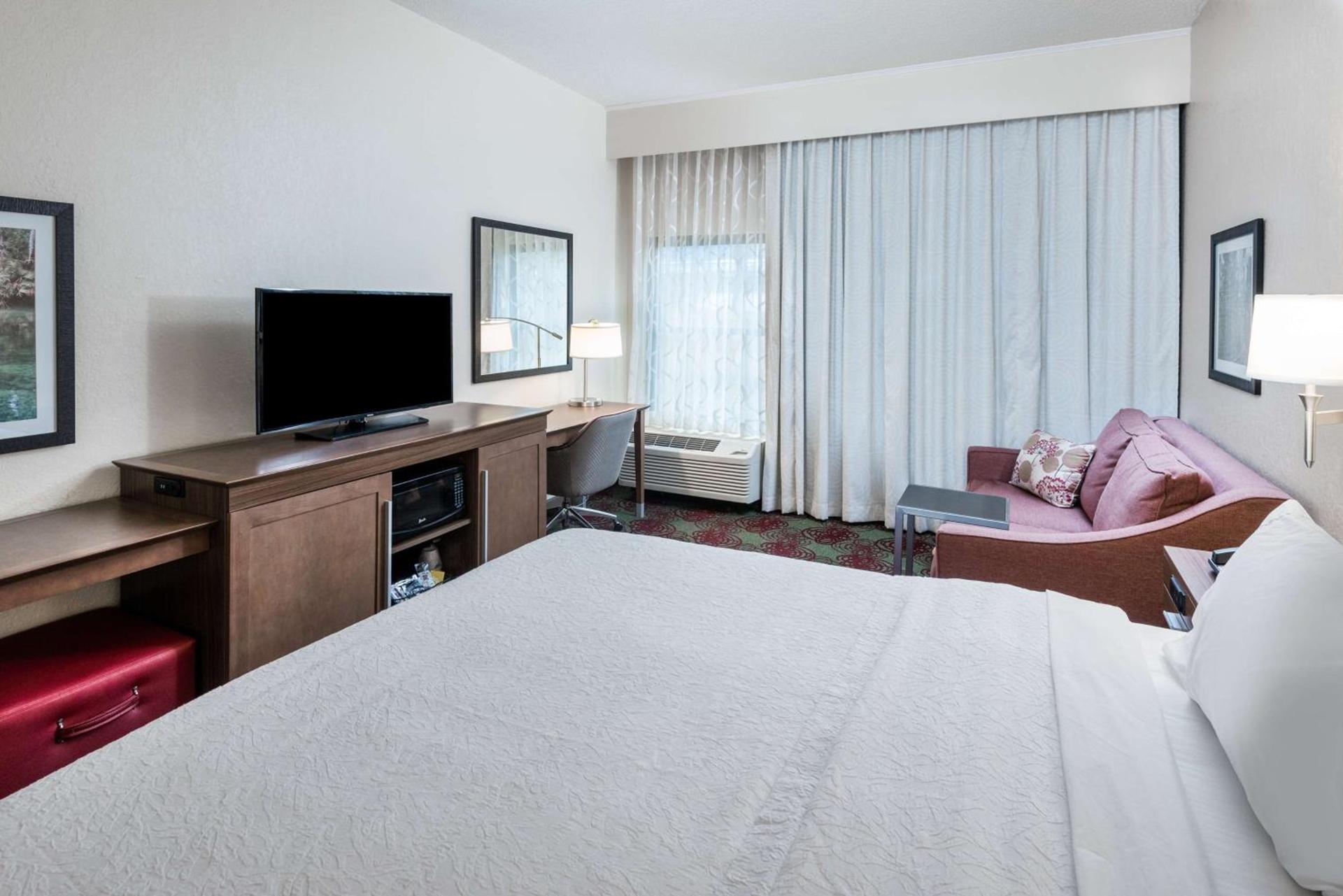 Hampton Inn Debary-Deltona photo 25