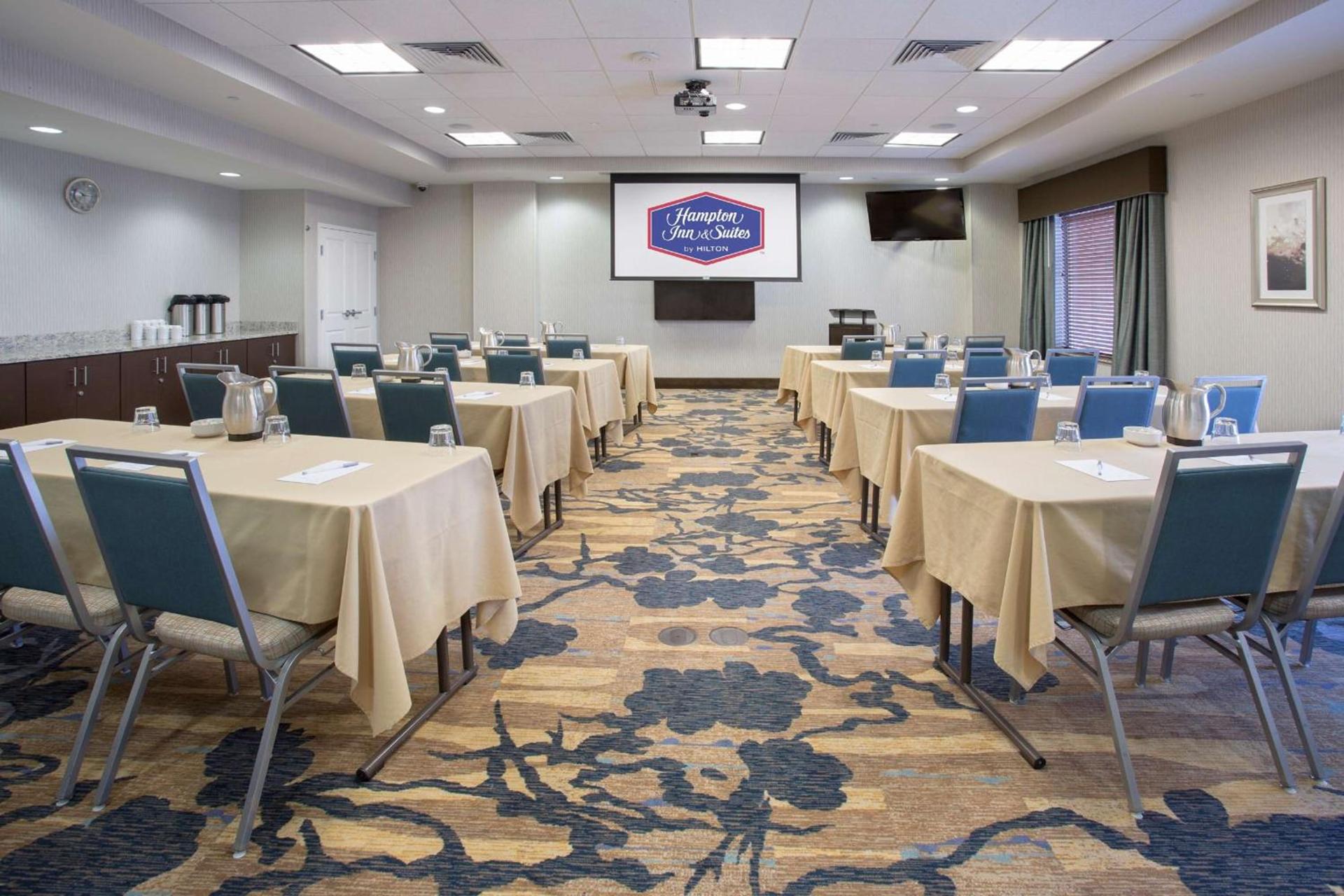 Hampton Inn & Suites Denver Airport / Gateway Park photo 31