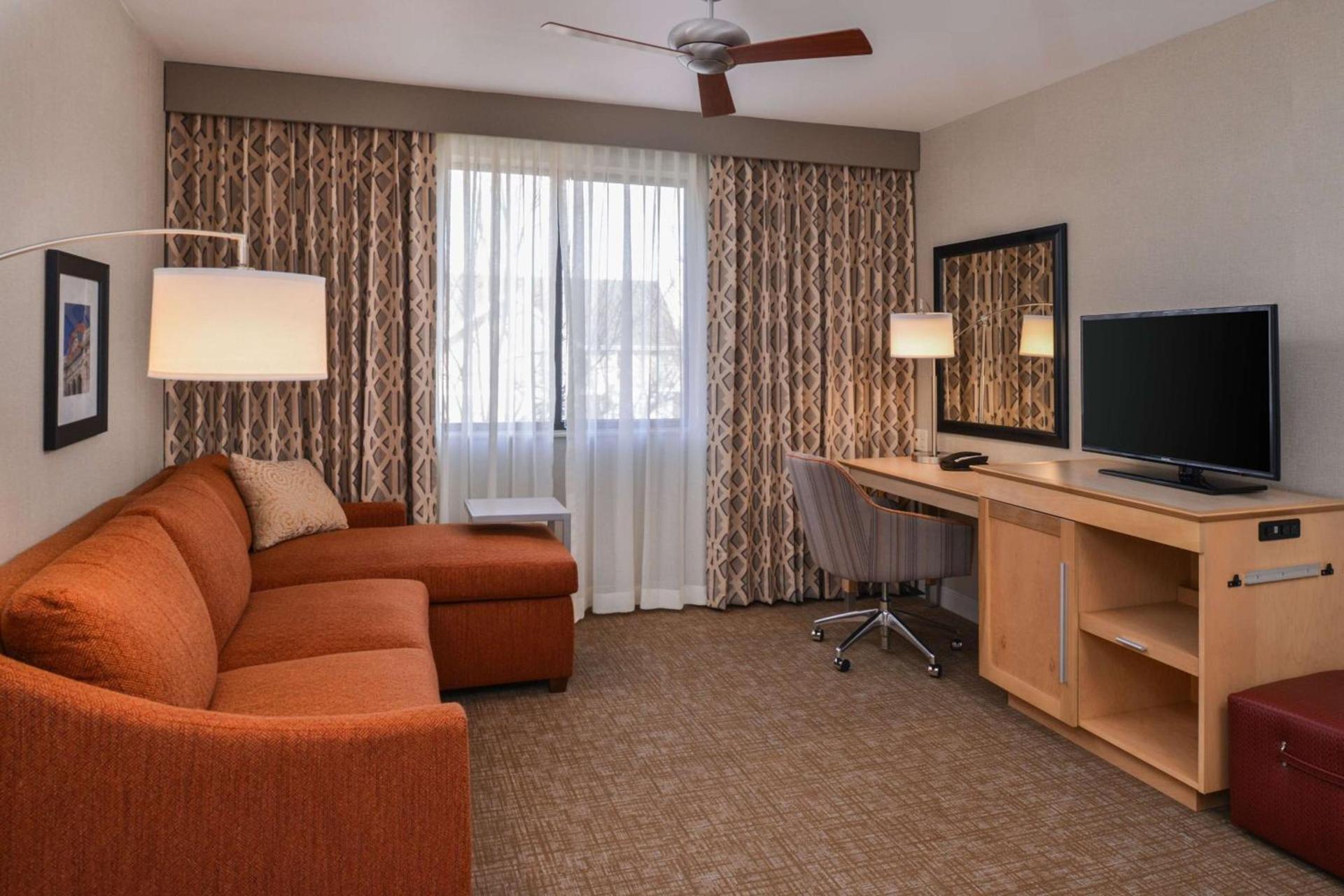 Hampton Inn & Suites Denver-Speer Boulevard photo 25